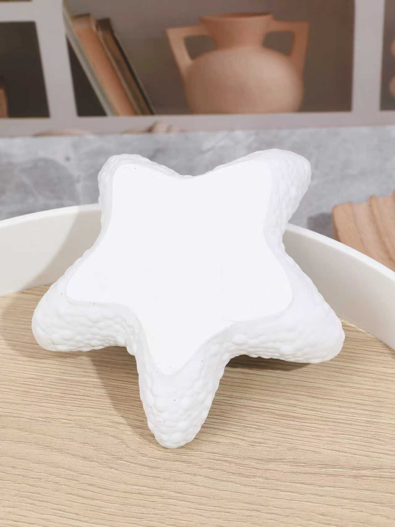 树脂工艺品实物图