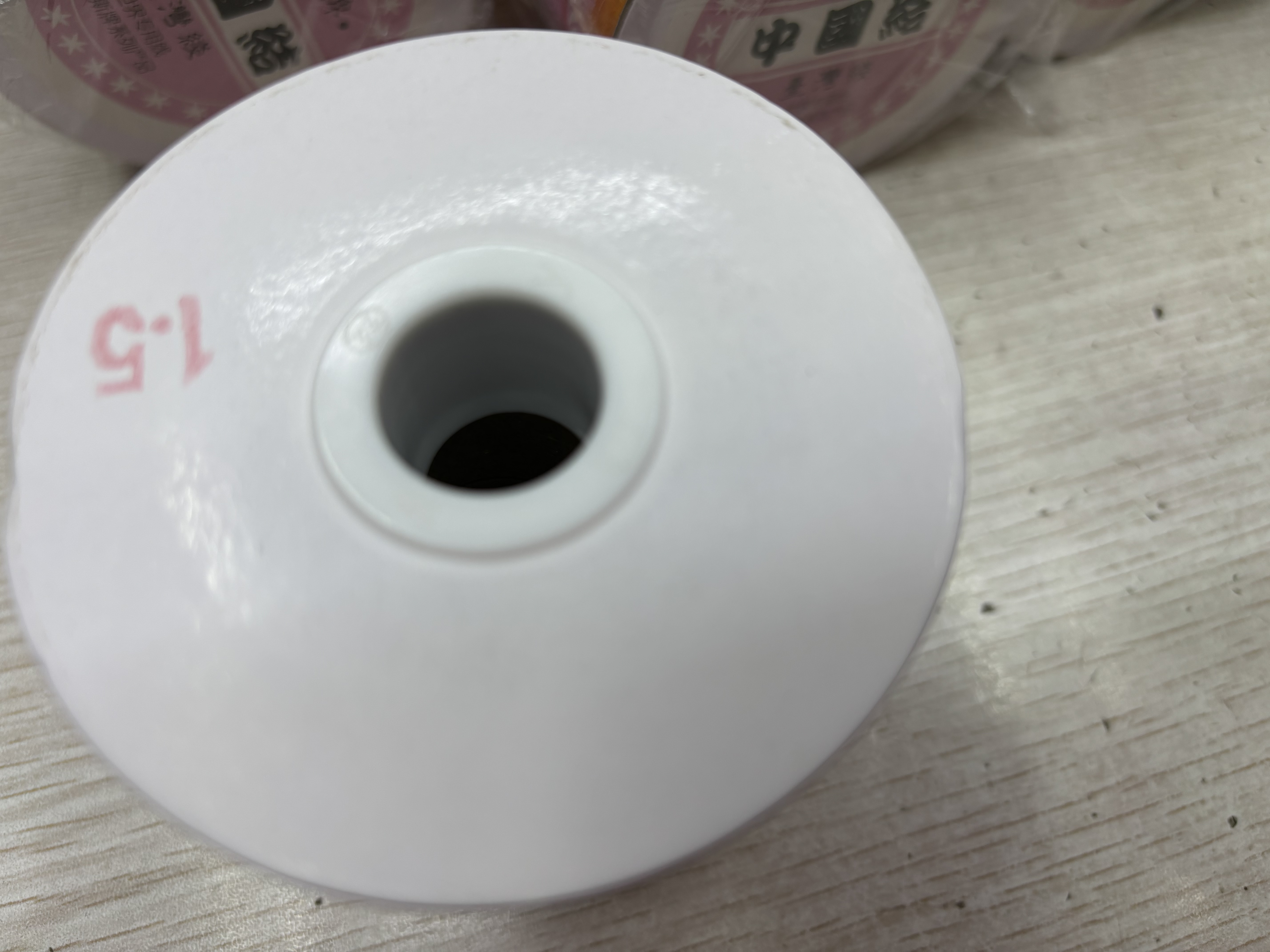 2025年新款1.5 m m曼波绳214军绿色台湾线，颜色漂亮，色泽鲜艳，可做各种形状不同的中国结，两耳花，手机配件等细节图