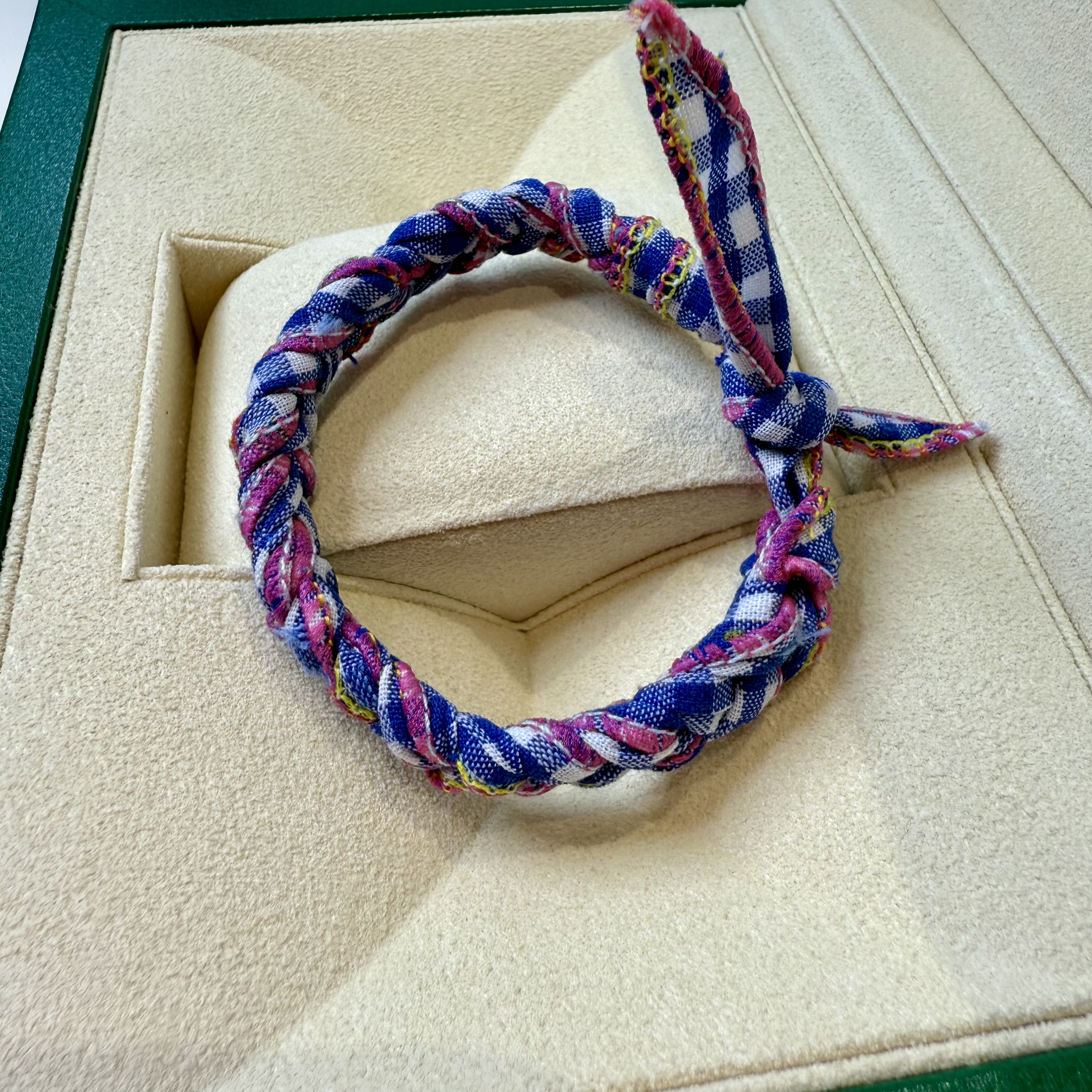 Nepalese imported silk and glass mobile phone chains, bracelets, necklaces, headwear, handcrafted custom interlocking sky pearl lanyards detail image 9