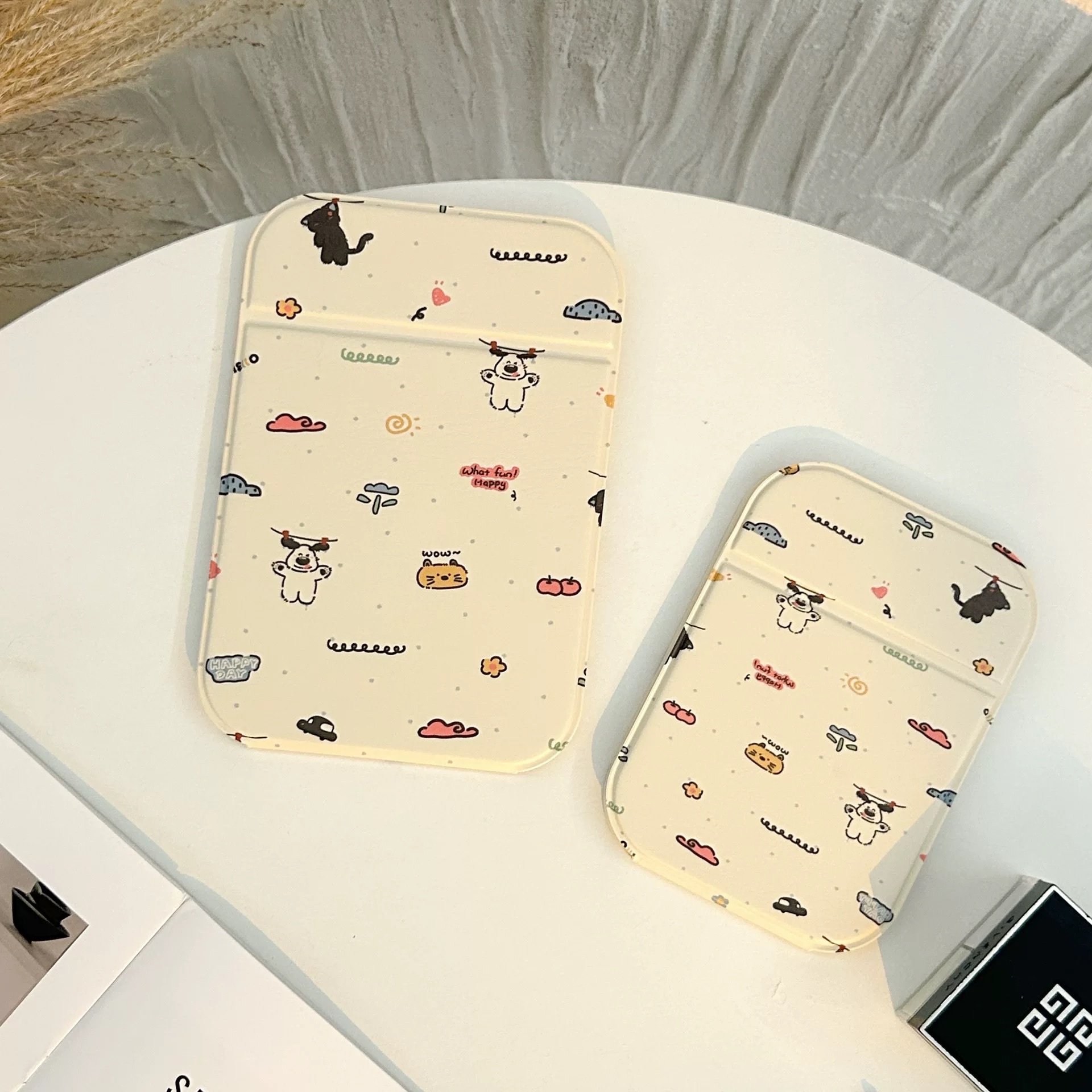 Ins-style desktop makeup, portable desktop folding flip cover large folding mirror, desktop dressing mirror, makeup mirror, portable small mirror for female dormitory students, standing on the desktop, cute detail image 10