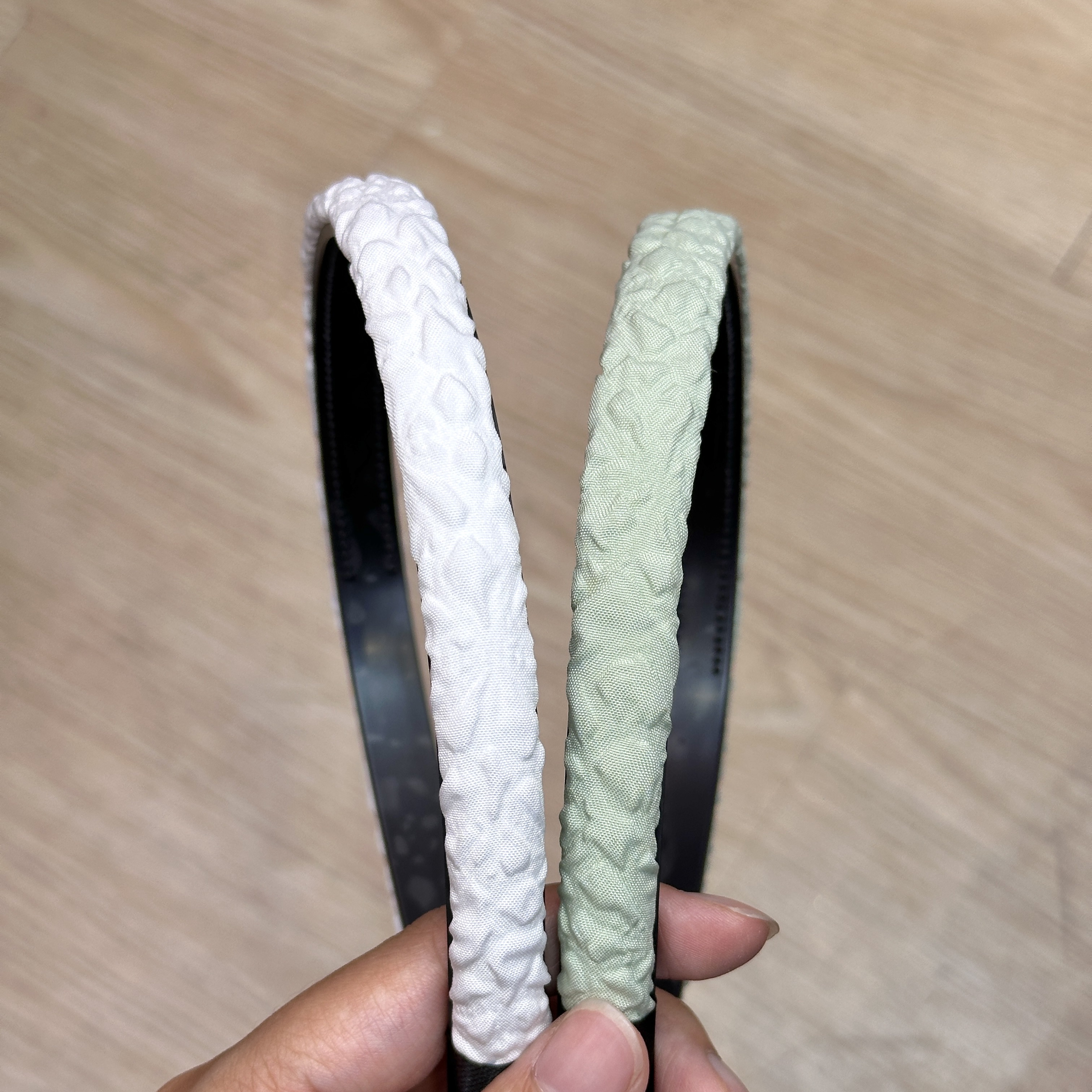 Candy-colored sponge hair bundles and headbands for women, summer hair pressing style, toothed hair accessories, toiletries, hair clips and hair clips, wholesale of accessories detail image 6