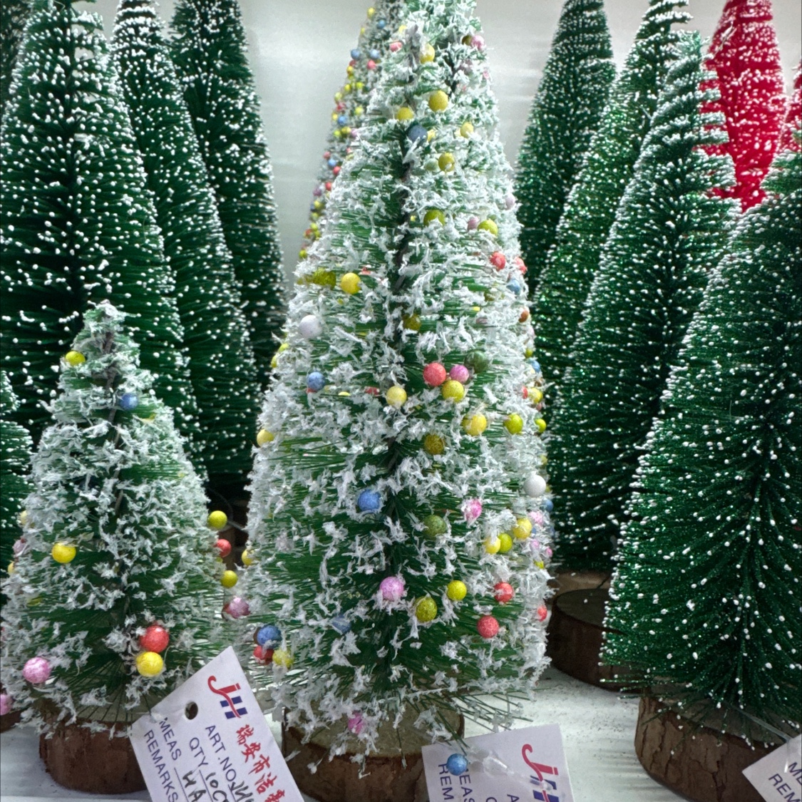 Christmas tree decoration balls, Christmas items, Christmas decorations, essential Christmas gifts, Christmas decoration balls, Christmas decoration items detail image 2