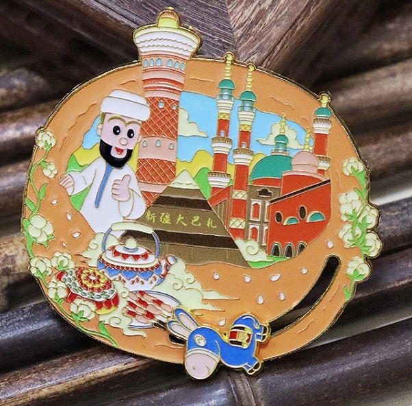 Metal fridge magnets, tourist souvenirs detail image 5