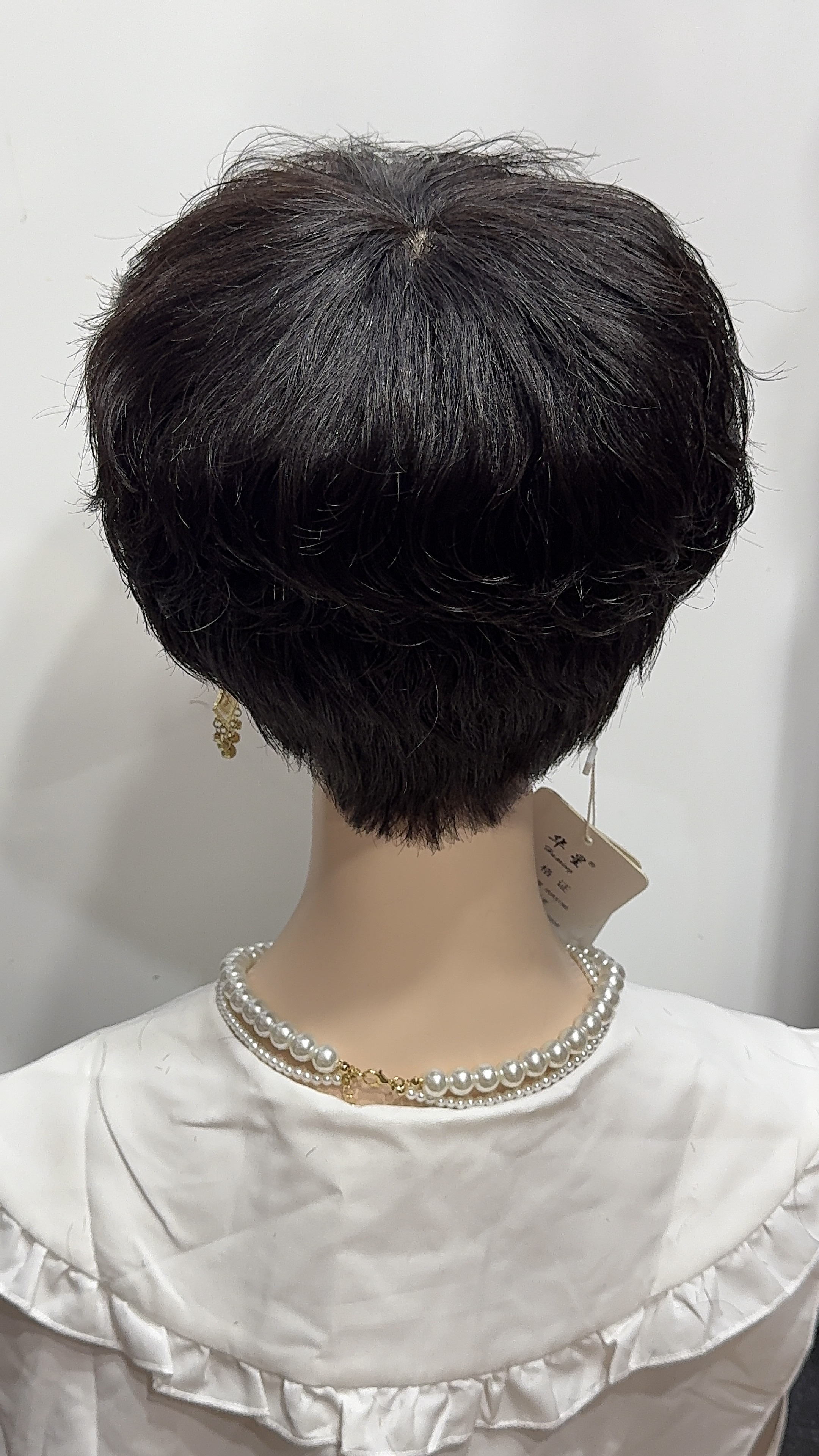 Natural, fluffy, light and comfortable real hair wig Application Scenario