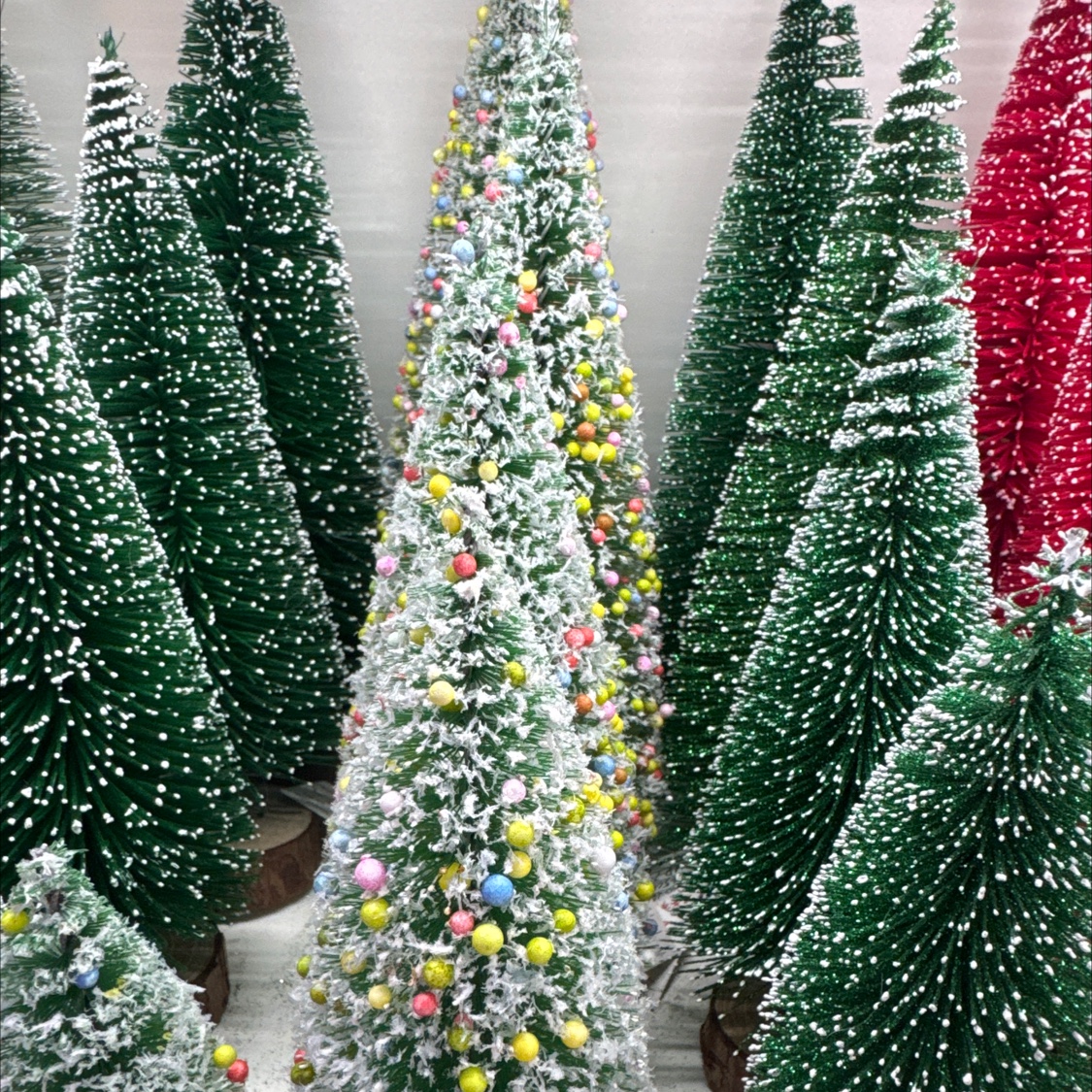 Christmas tree decoration balls, Christmas items, Christmas decorations, essential Christmas gifts, Christmas decoration balls, Christmas decoration items Christmas tree decoration balls, Christmas items, Christmas decorations, essential Christmas gifts, Christmas decoration balls, Christmas decoration items