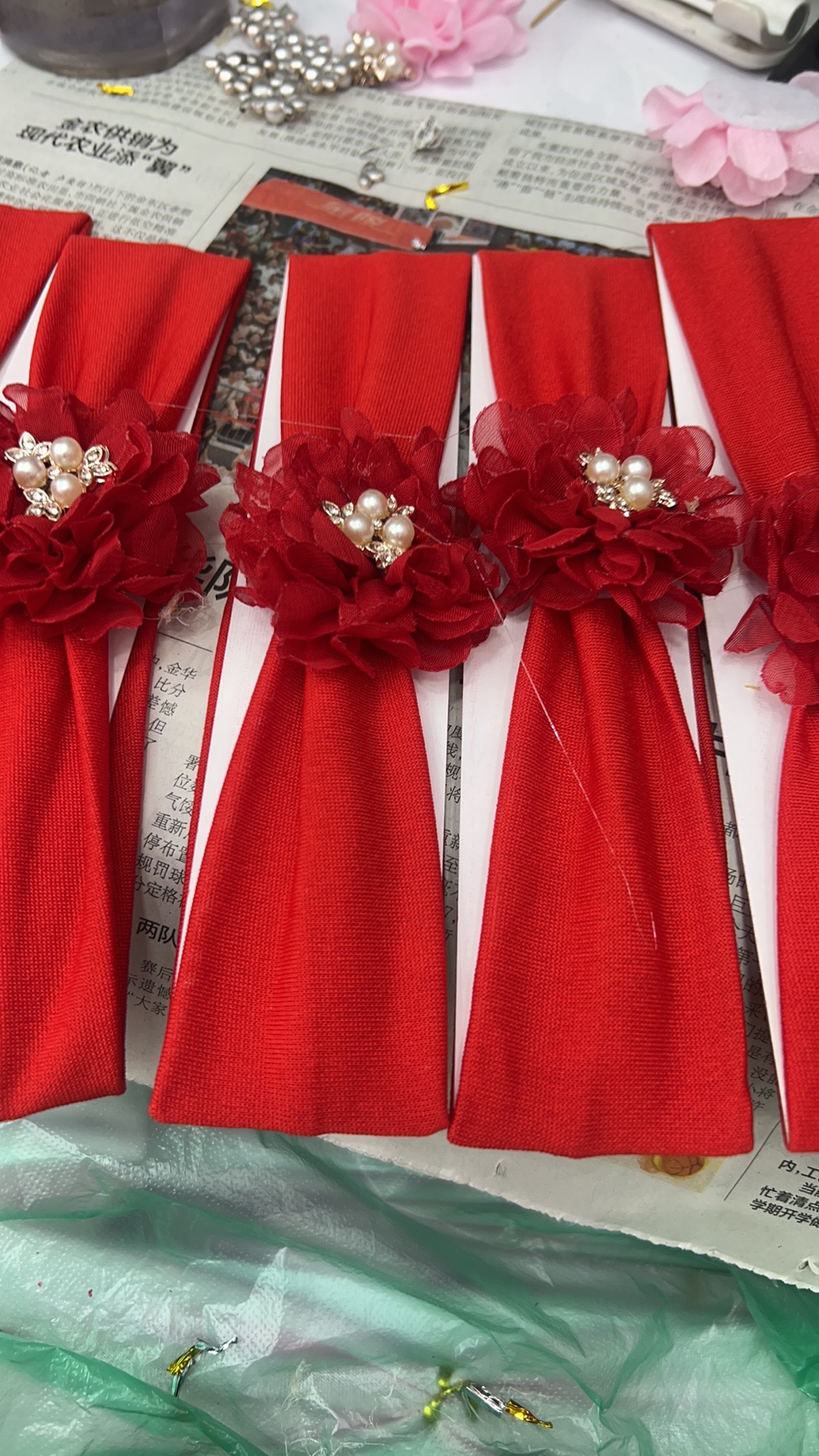 圣明饰品厂家直销、生产快速、质量好、欢迎新老客户光临，惠顾。