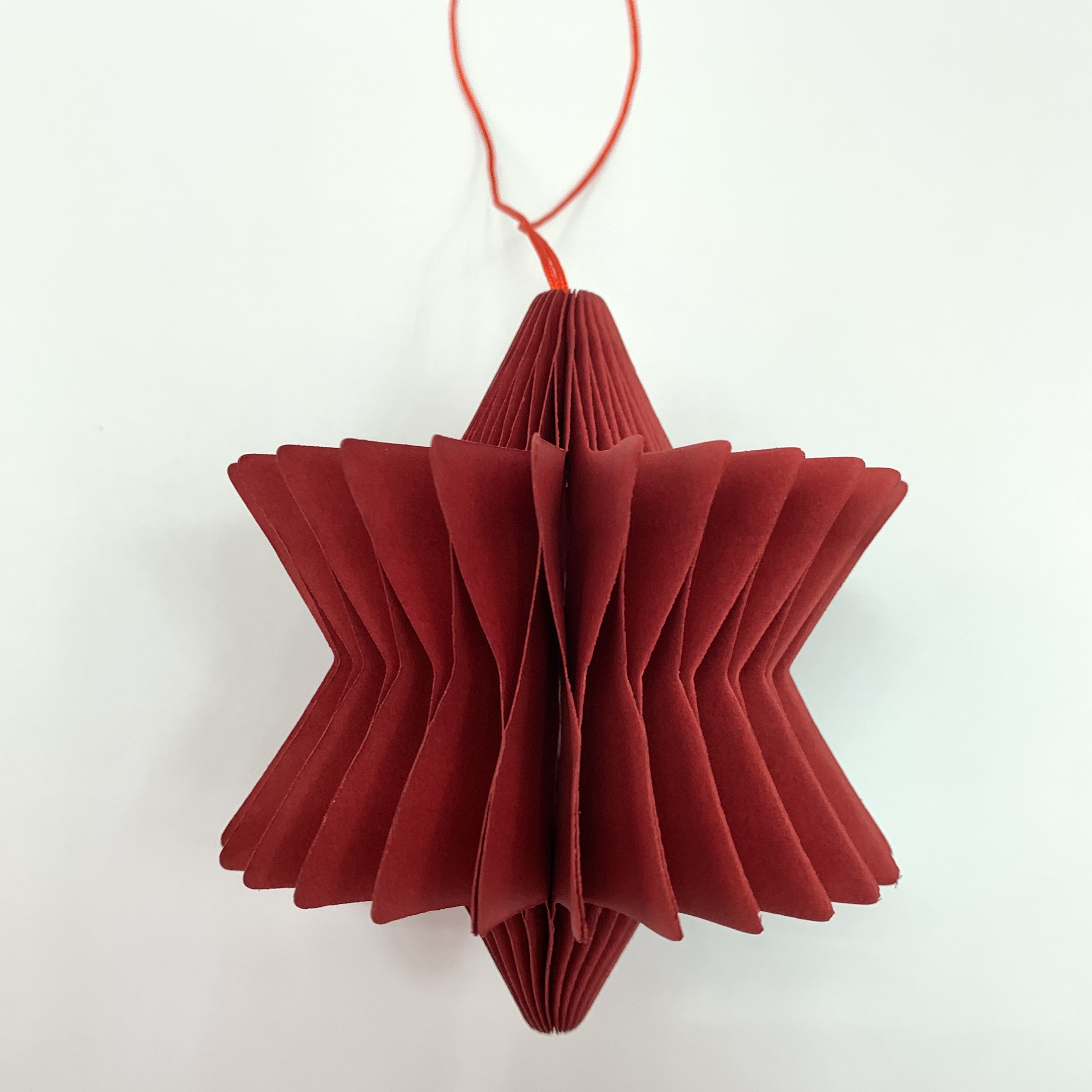 10cm厚纸蜂窝挂饰 ，圣诞挂饰，喜庆装饰，装饰品家居布置节日装饰白底实物图