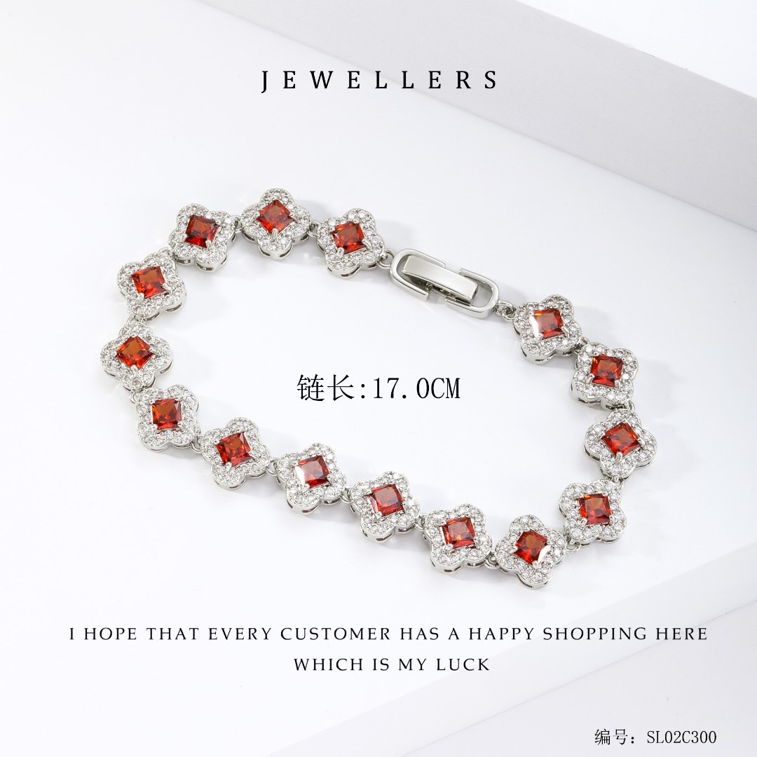 Copper gold-plated and diamond-encrured AAA zircon four-leaf flower bracelet, Korean version high-end factory direct sales bracelet detail image 6