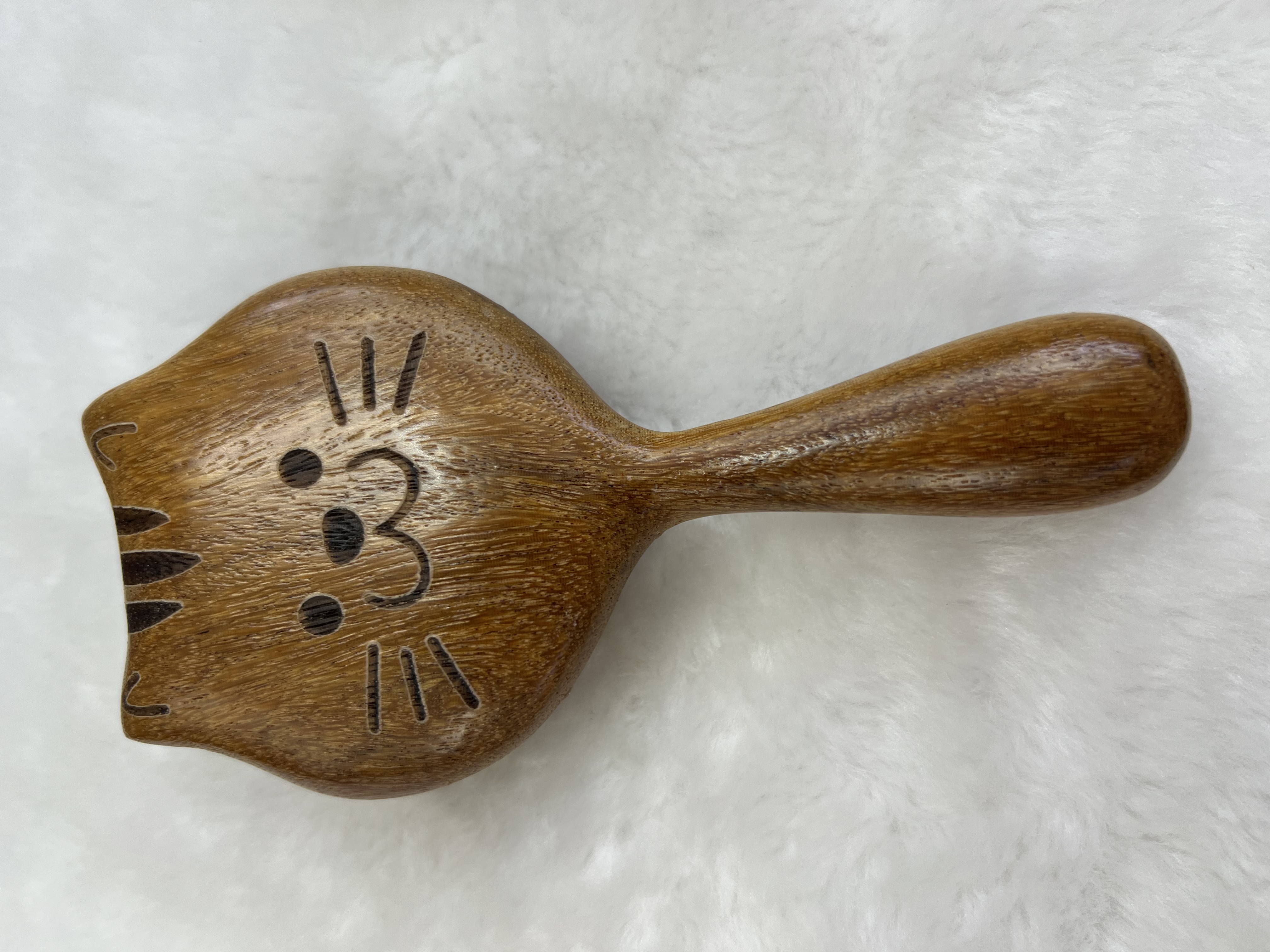 批发天然原木金丝檀木按摩梳点穴按摩梳送礼家用佳品详情图4