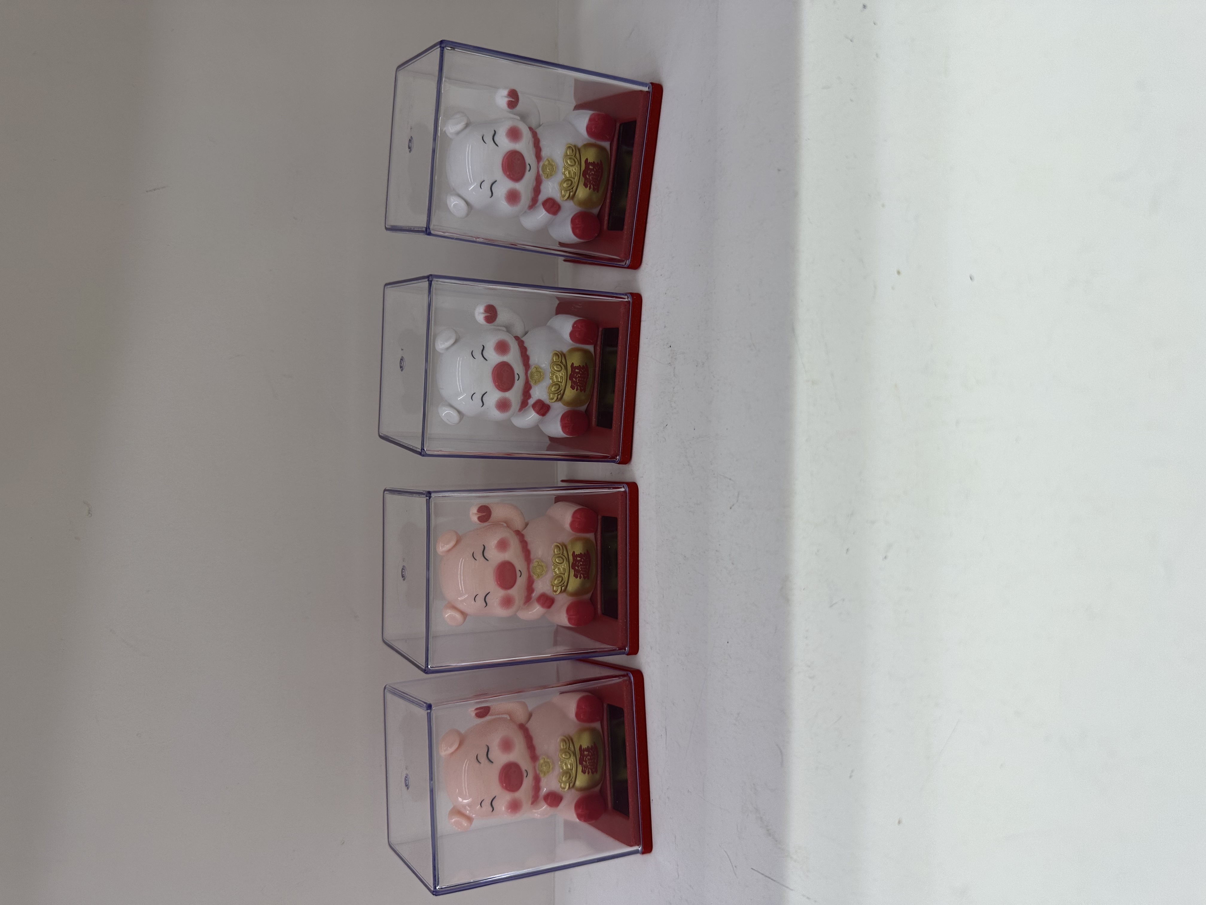 太阳能迷你招财猫 新款招手摆件太阳能自动摇手汽车装饰摆件工艺学生礼品创意包招财猫详情图2