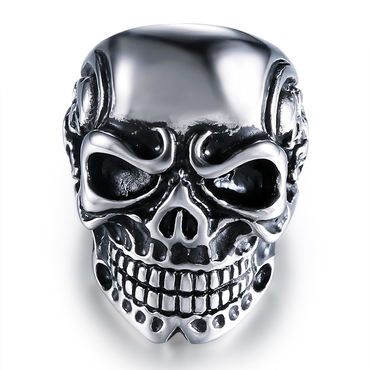 2025 Best-selling fashionable skull ring, stainless steel men's ring, unique and powerful casting ring, men's fashionable jewelry detail image 6