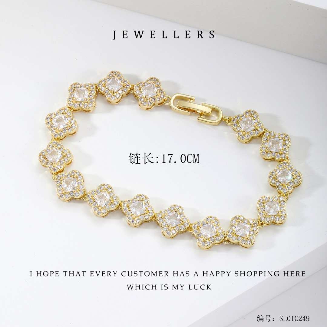 Copper gold-plated and diamond-encrured AAA zircon four-leaf flower bracelet, Korean version high-end factory direct sales bracelet detail image 5