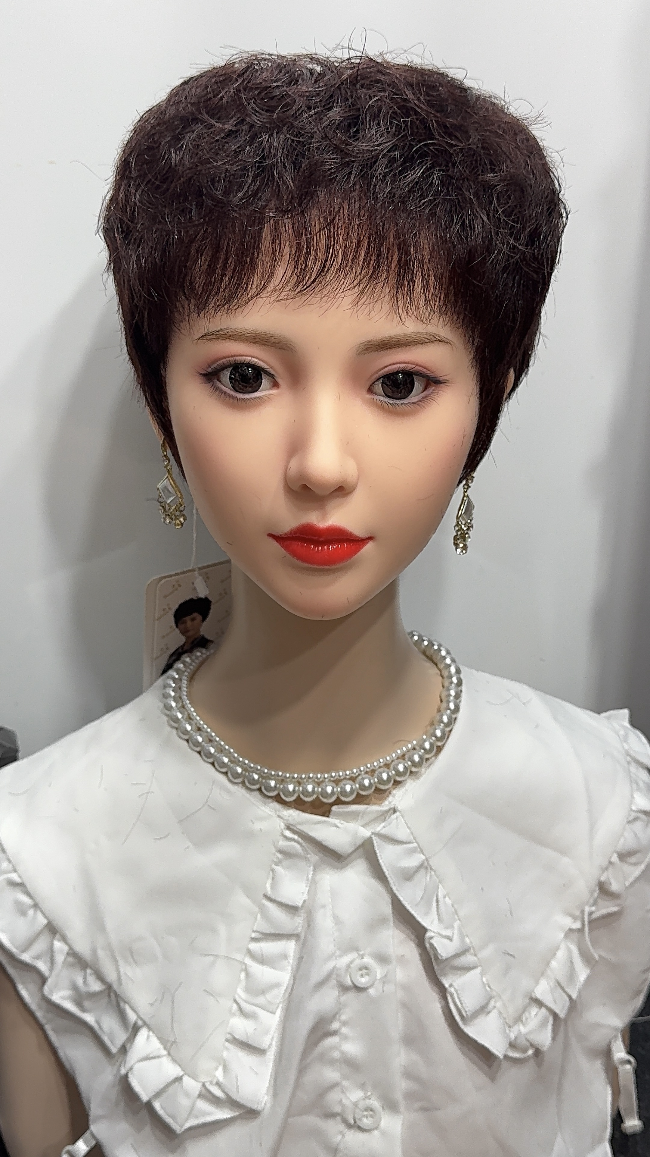 Cold permed short hair for ladies can be worn all year round details Picture