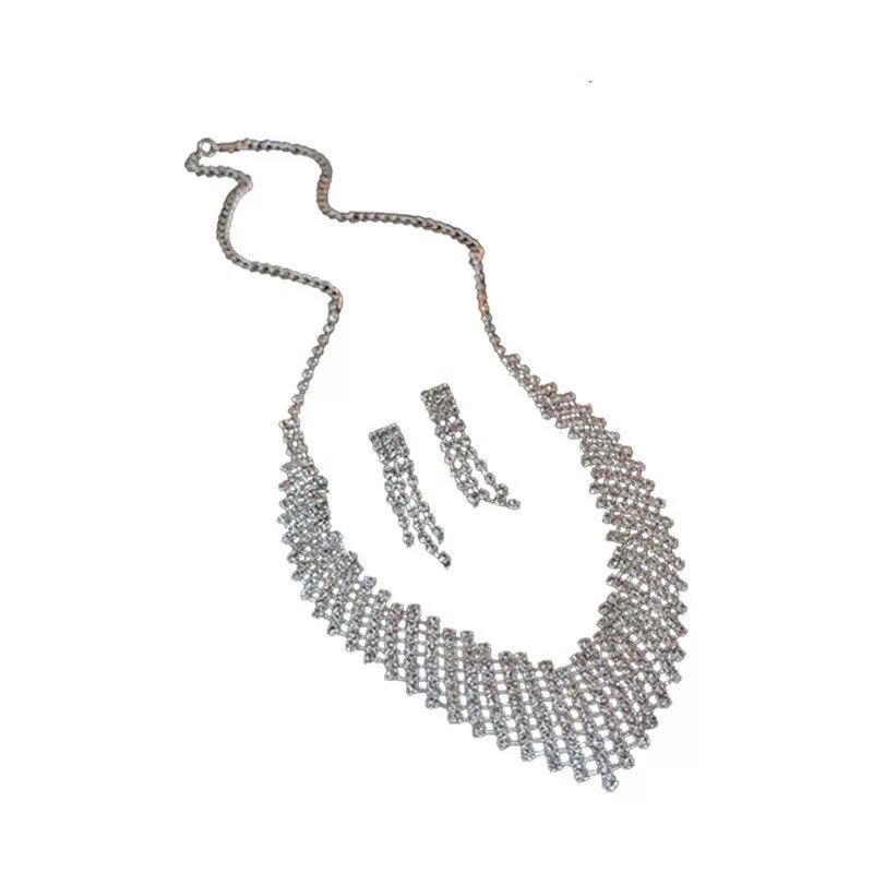 Cross-border bestseller zircon diamond-encrusted geometric necklace earring set, light luxury collarbone chain, high-end and elegant accessory wholesale necklace Item Picture