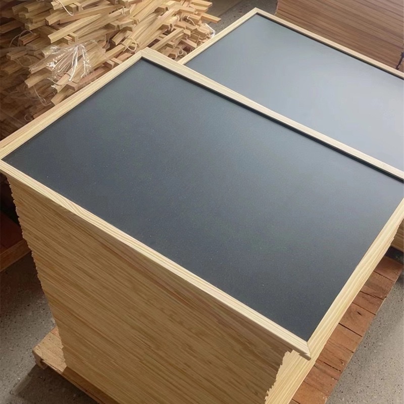 Customized wooden frame small blackboard, whiteboard, wooden frame drawing board, writing board, non-magnetic, for children's teaching menu, graffiti and street vending Application Scenario