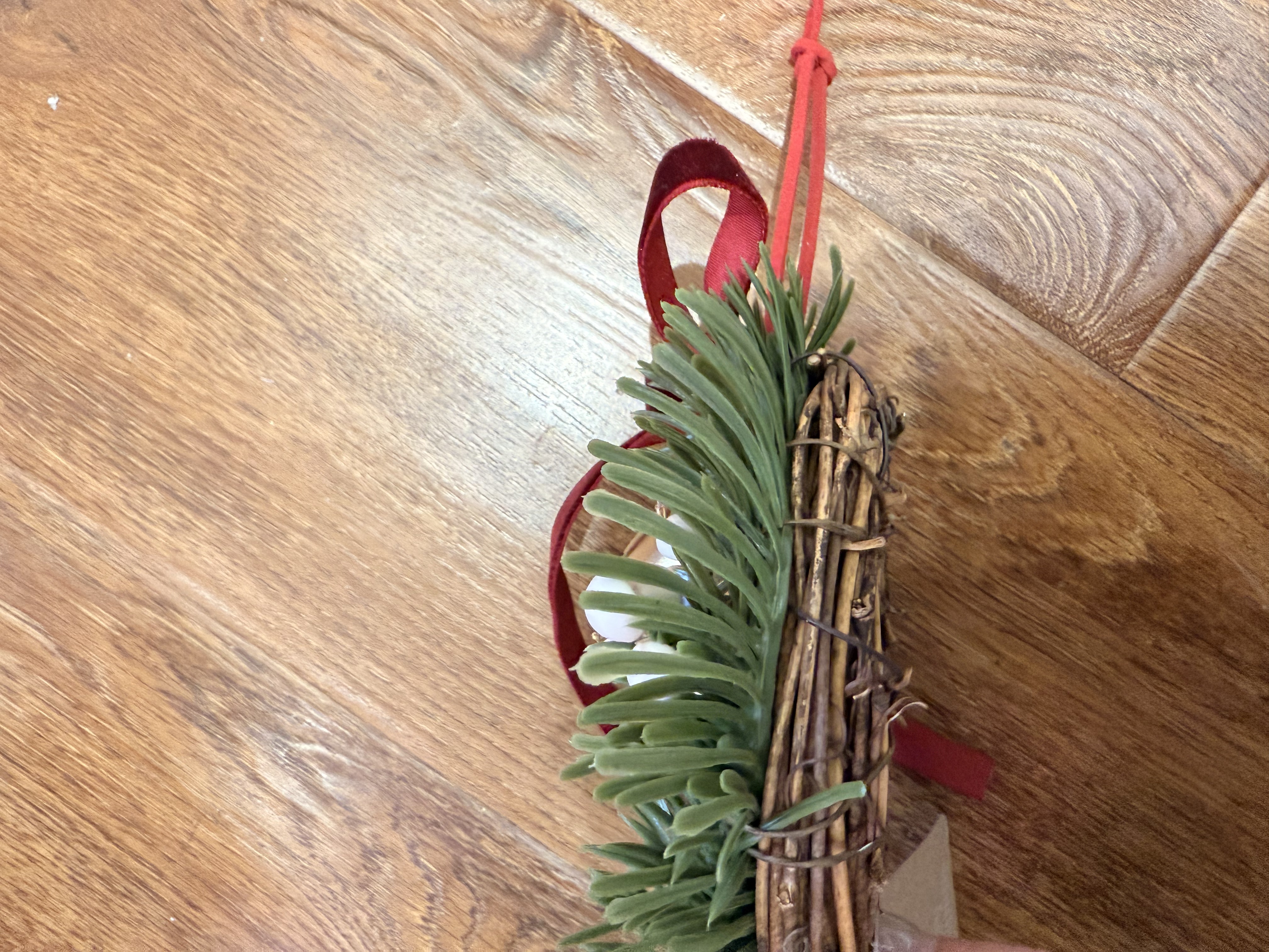 Rattan bow pendant, Christmas decoration, road decoration, festival decoration, small flower ring pendant Application Scenario