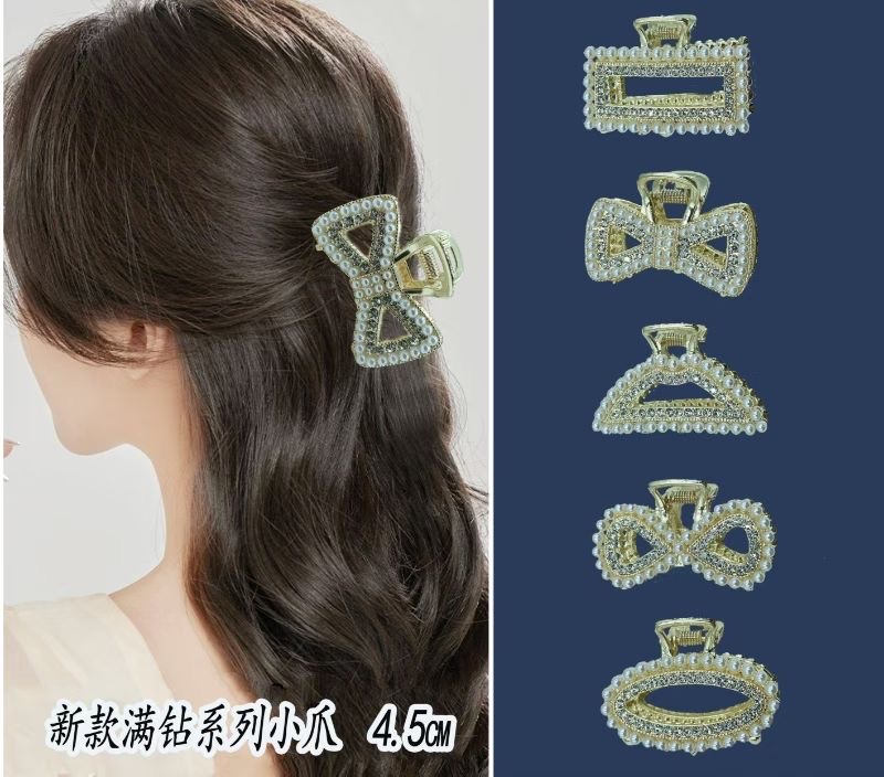 High-end Pearl Princess Hair Semi-tied Hair Clip, small Women's summer bangs clip, forehead Broken hair Clip 2 New style