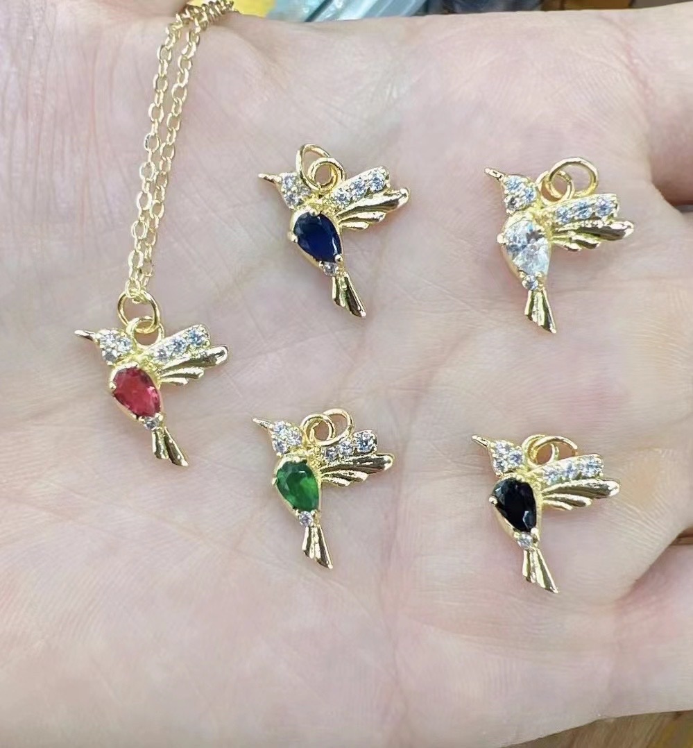 饰品配件，成品项链，铜微镶，铜镶锆石，电镀 18k 真金，流行饰品，时尚潮流