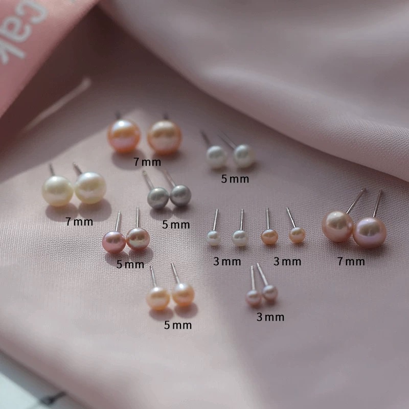 Yunyi Shijia freshwater pearl stud earrings, approximately 5-6mm in diameter, S925 silver needle, white natural pearl stud earrings, pearl earrings and accessories detail image 3