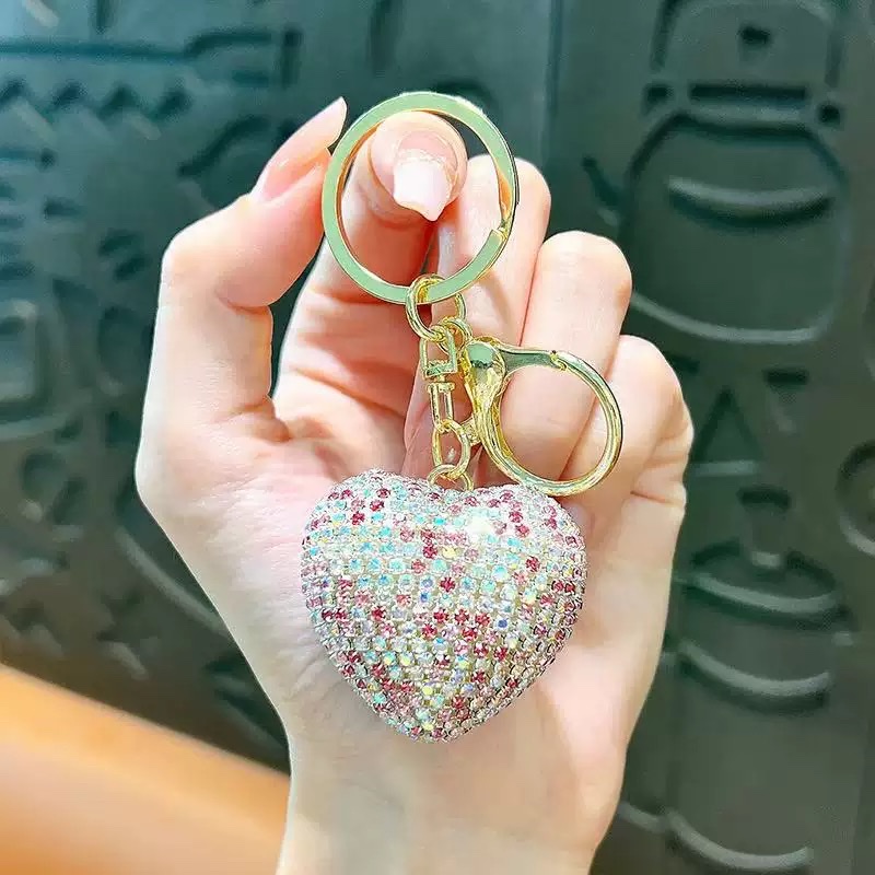 钥匙扣车钥匙扣透明衣服款可爱挂件时尚潮流礼品赠品钥匙扣钥匙扣钥匙扣白底实物图