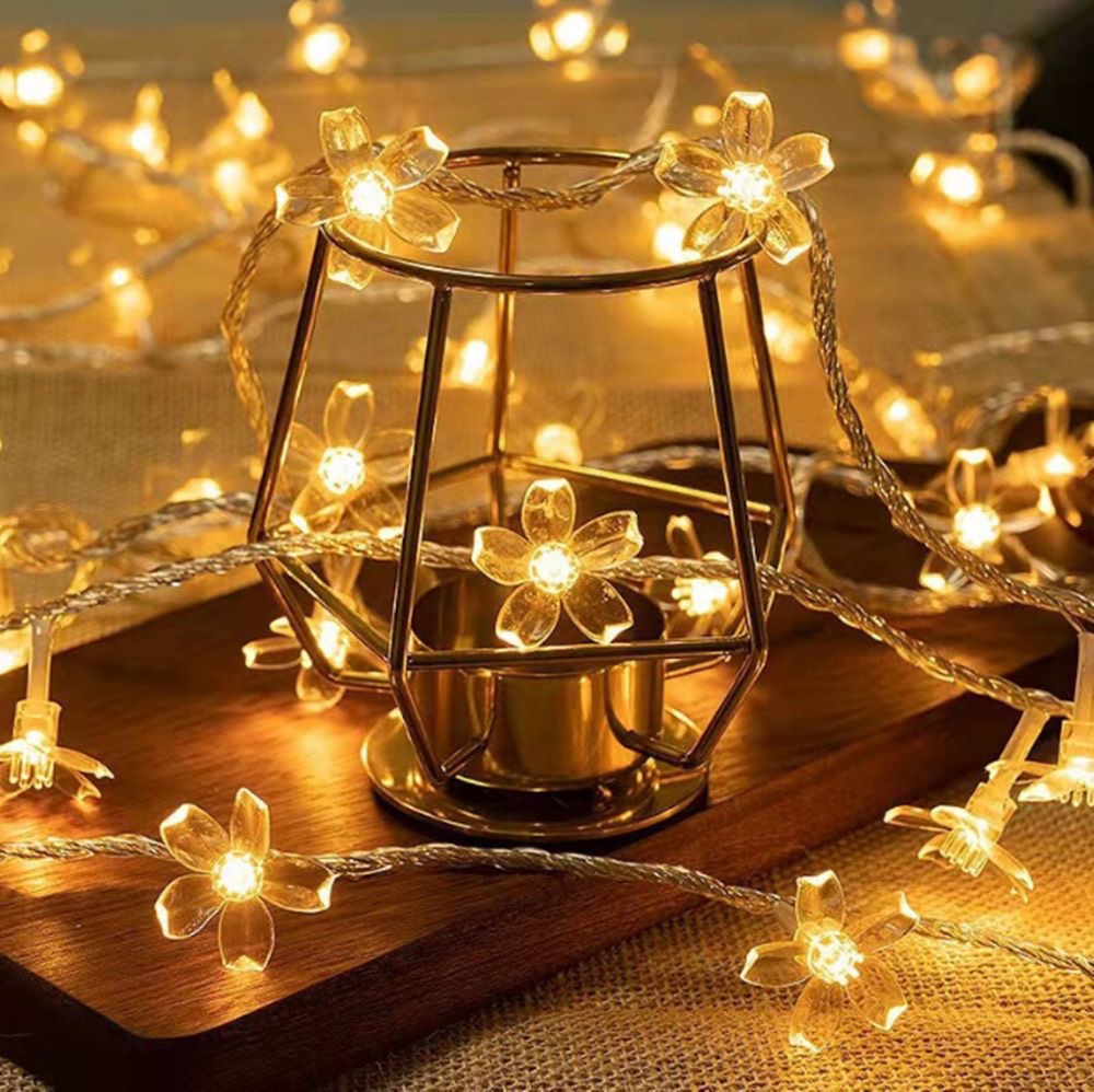 Wholesale of outdoor courtyard landscape lights, camping lawn lights, Christmas and festival decorative lights, led solar cherry blossom light strings Item Picture