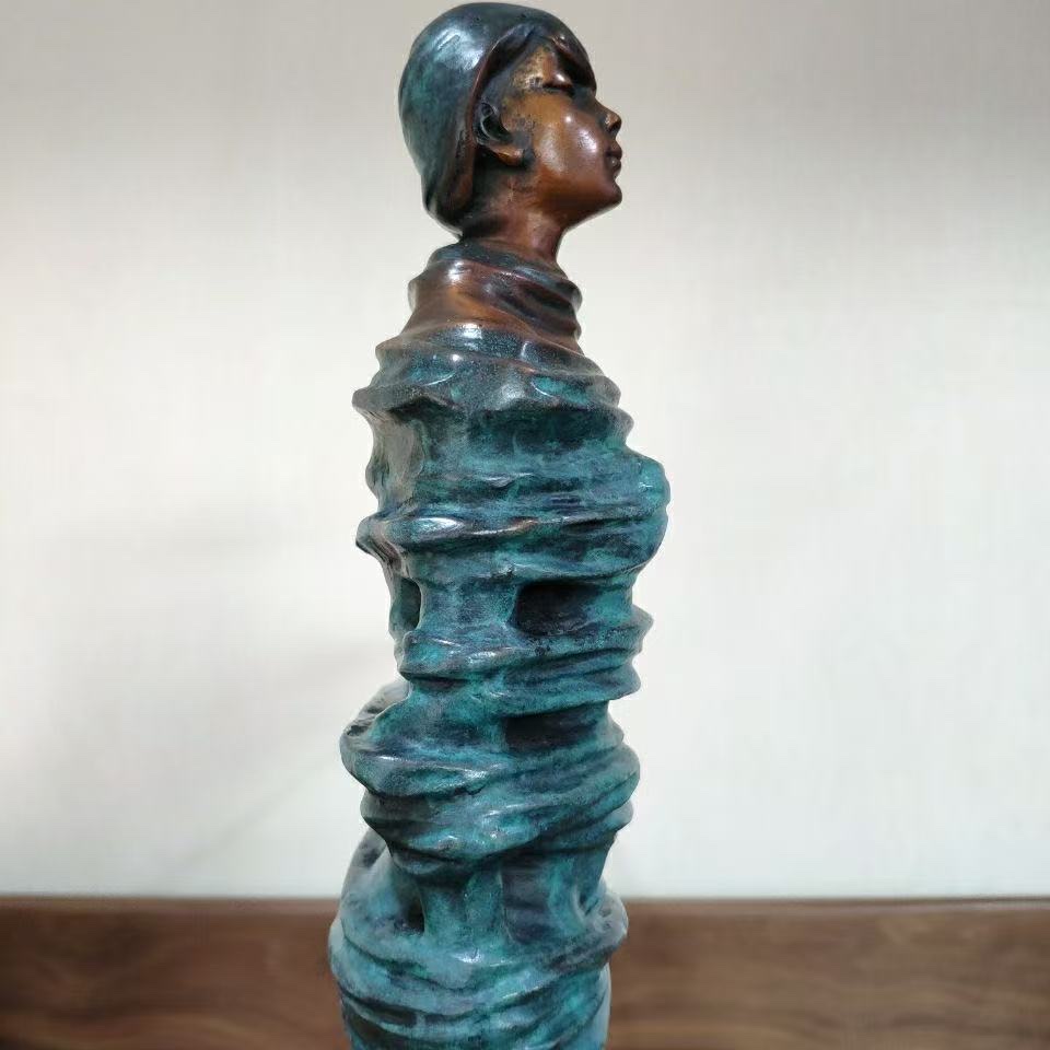 Brass handicrafts, ornaments, copper sculptures, foreign trade export ornaments, long-haired beauty handicrafts, metal handicrafts Application Scenario