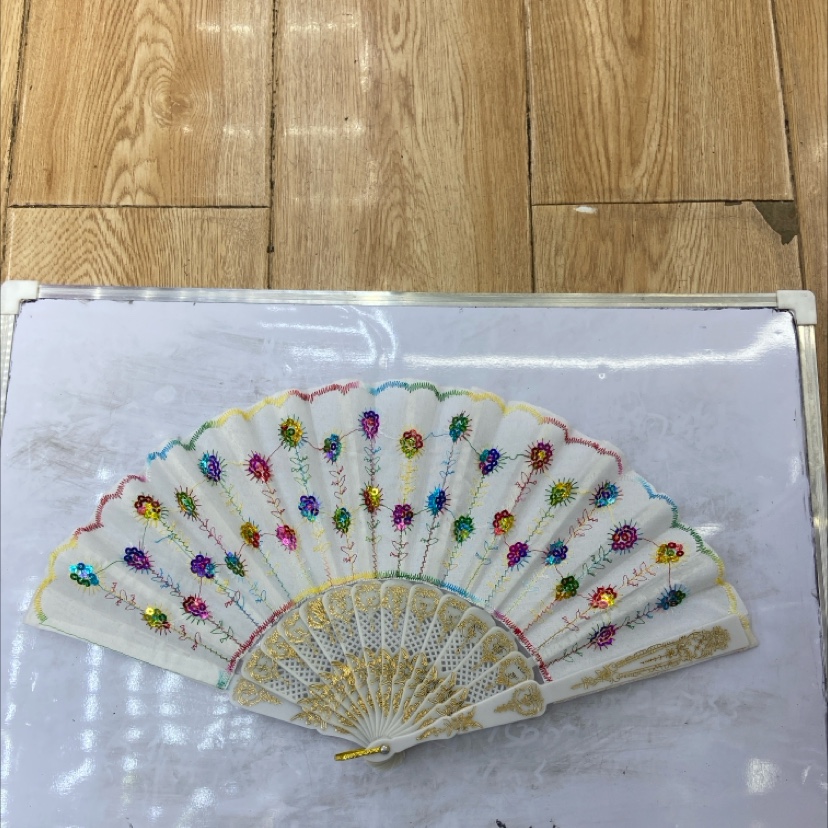 夏日扇子清凉必备折叠扇折扇塑料平板扇扇子折扇子扇子产品图