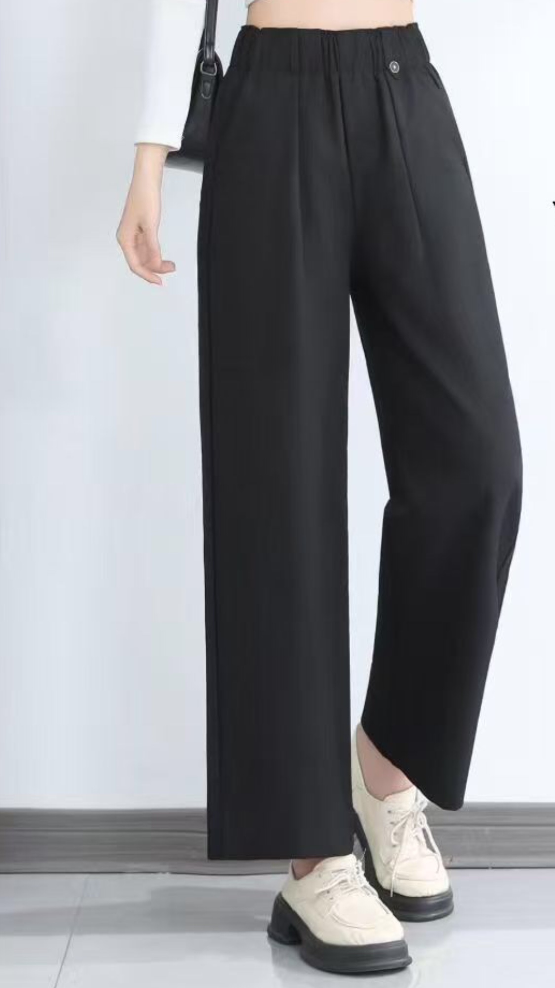 In the autumn and winter of 2025, there are fashionable and trendy straight-leg black long pants with a stretchy waist for women pic 2