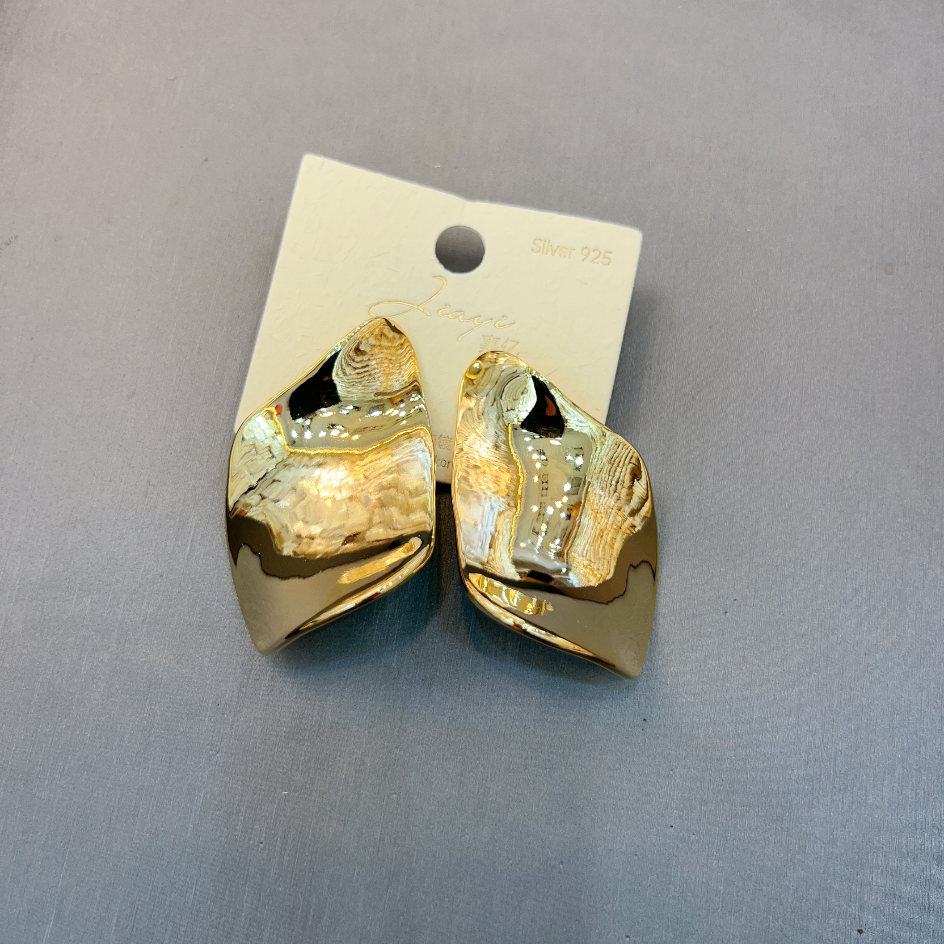 时尚珍珠耳环烧焊锆石耳饰简约耳环女气质百搭耳饰品女款耳饰细节图