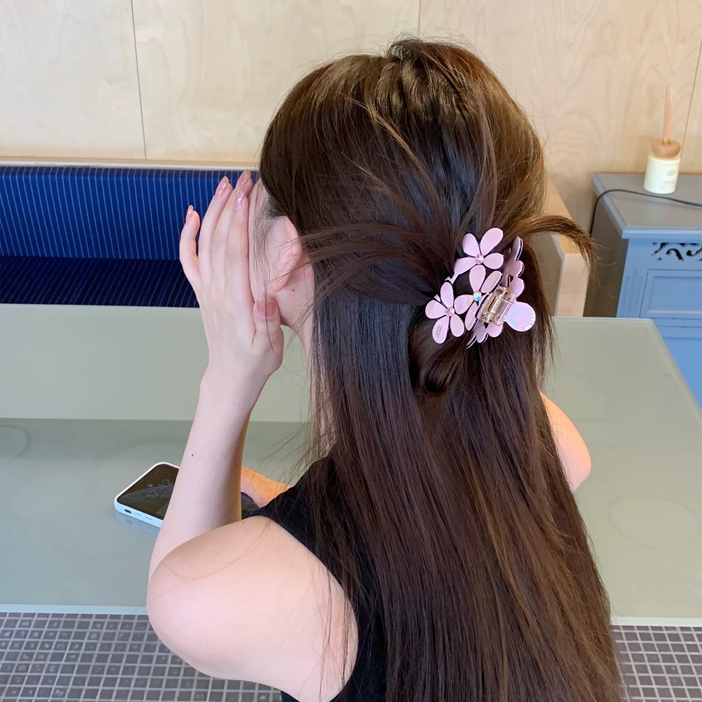 韩国东大门进口女典雅半扎小抓夹法式醋酸镶砖花朵后脑勺盘发发抓发夹抓夹详情图2