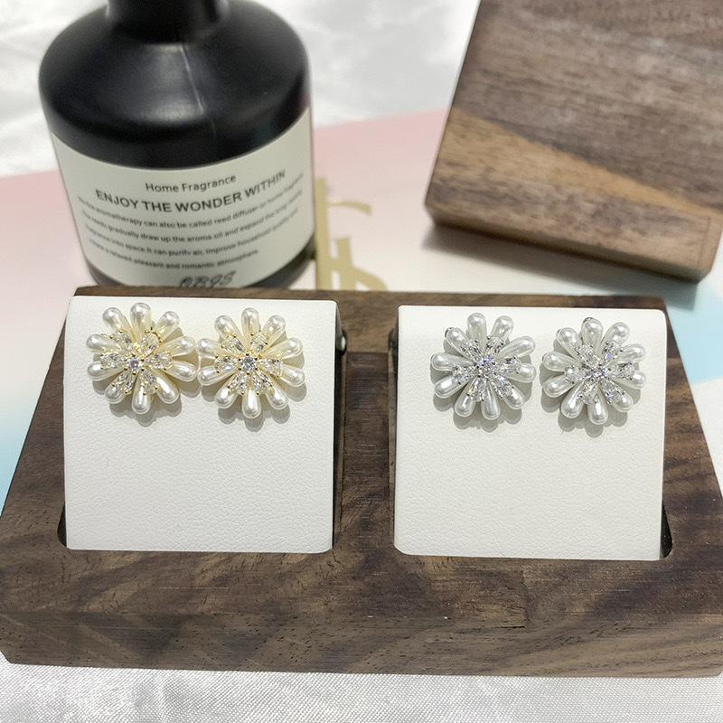 Jewelry, earrings, stud earrings, pearl earrings, oil-dripping, fashionable, simple, versatile, elegant and stylish, girls' style earrings and stud earrings