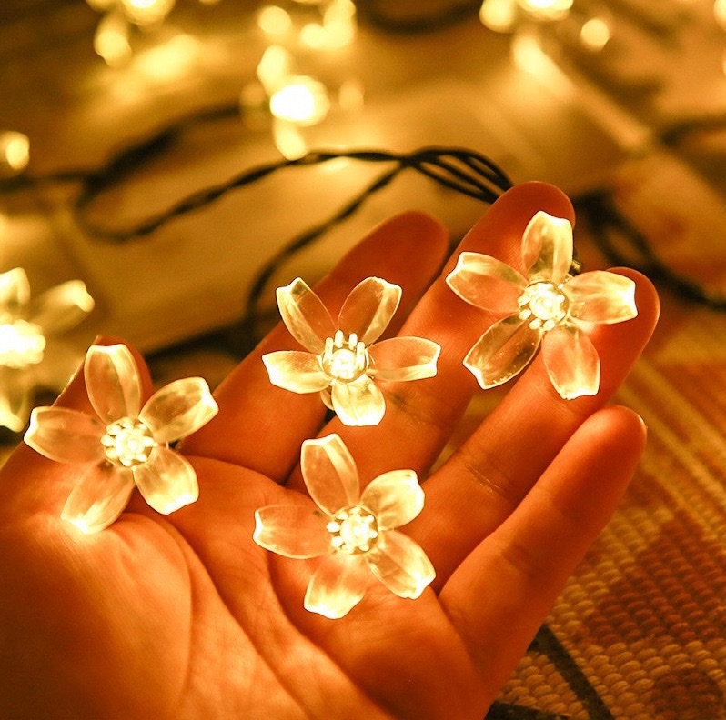 Wholesale of outdoor courtyard landscape lights, camping lawn lights, Christmas and festival decorative lights, led solar cherry blossom light strings details Picture