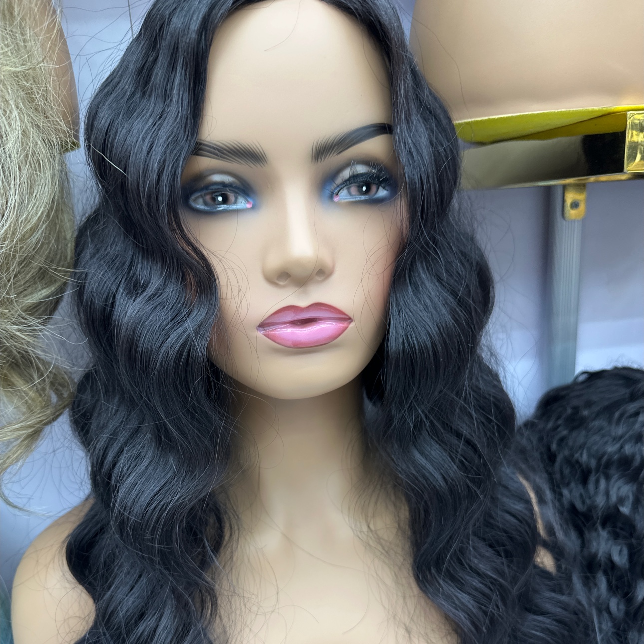 Beautiful long curly wig details Picture