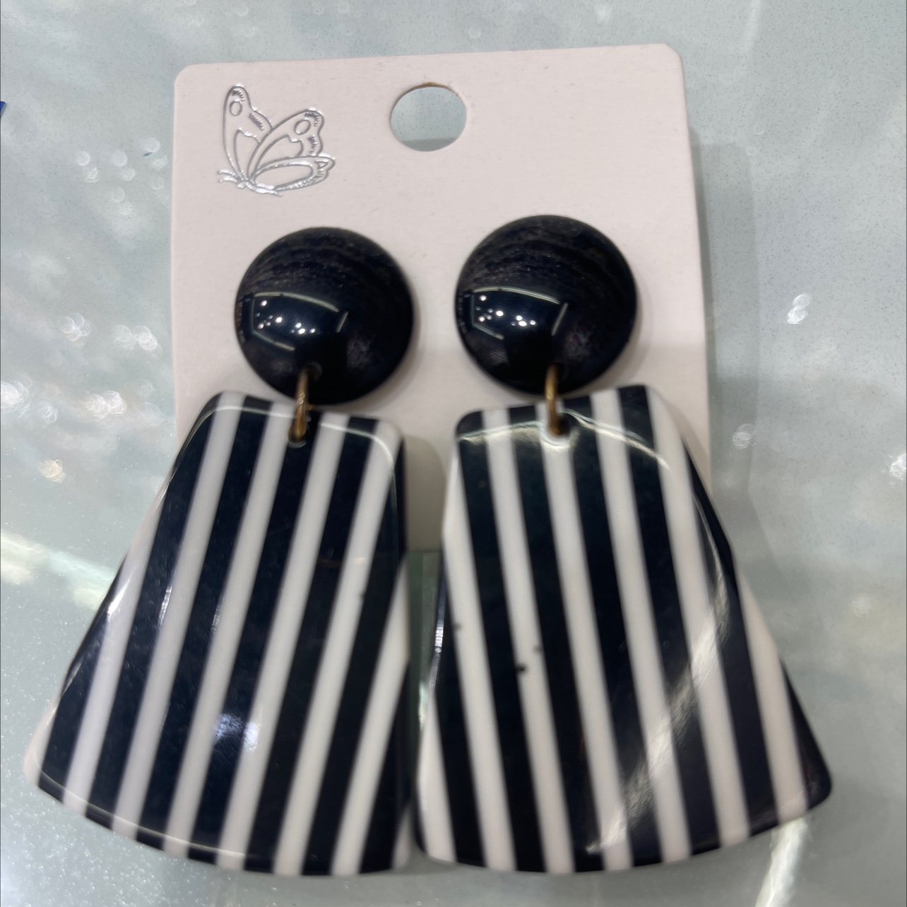 黑白配、时尚潮流、欧美新款、简约大气饰品、耳饰