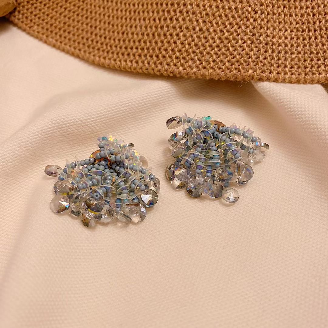 Handcrafted crystal imported millet bead dreamy haze blue small earrings S925 silver needle details Picture