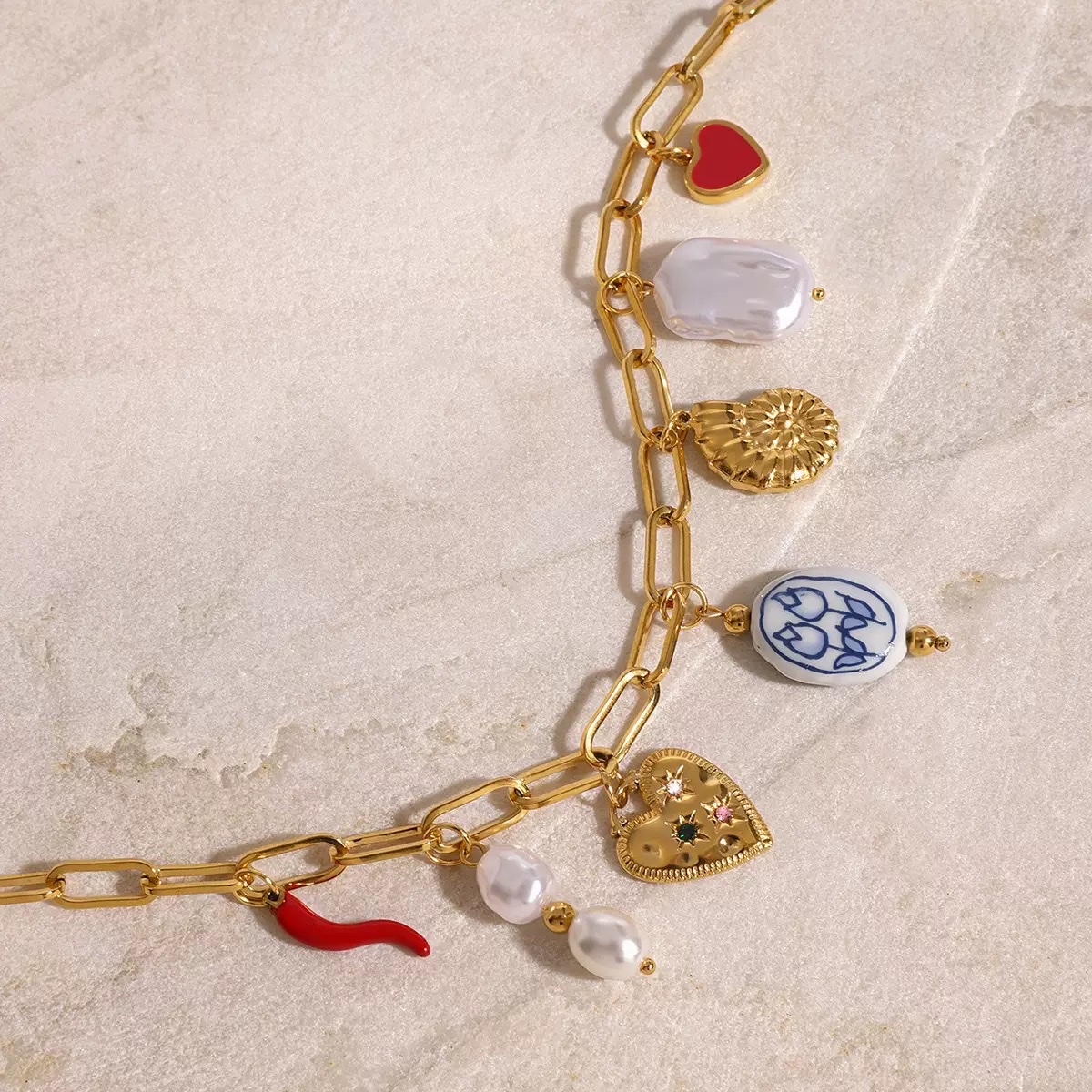 Stainless steel pearl heart-shaped conch pendant necklace, vacation style ocean neck jewelry, foreign trade ins style accessory for women Item Picture