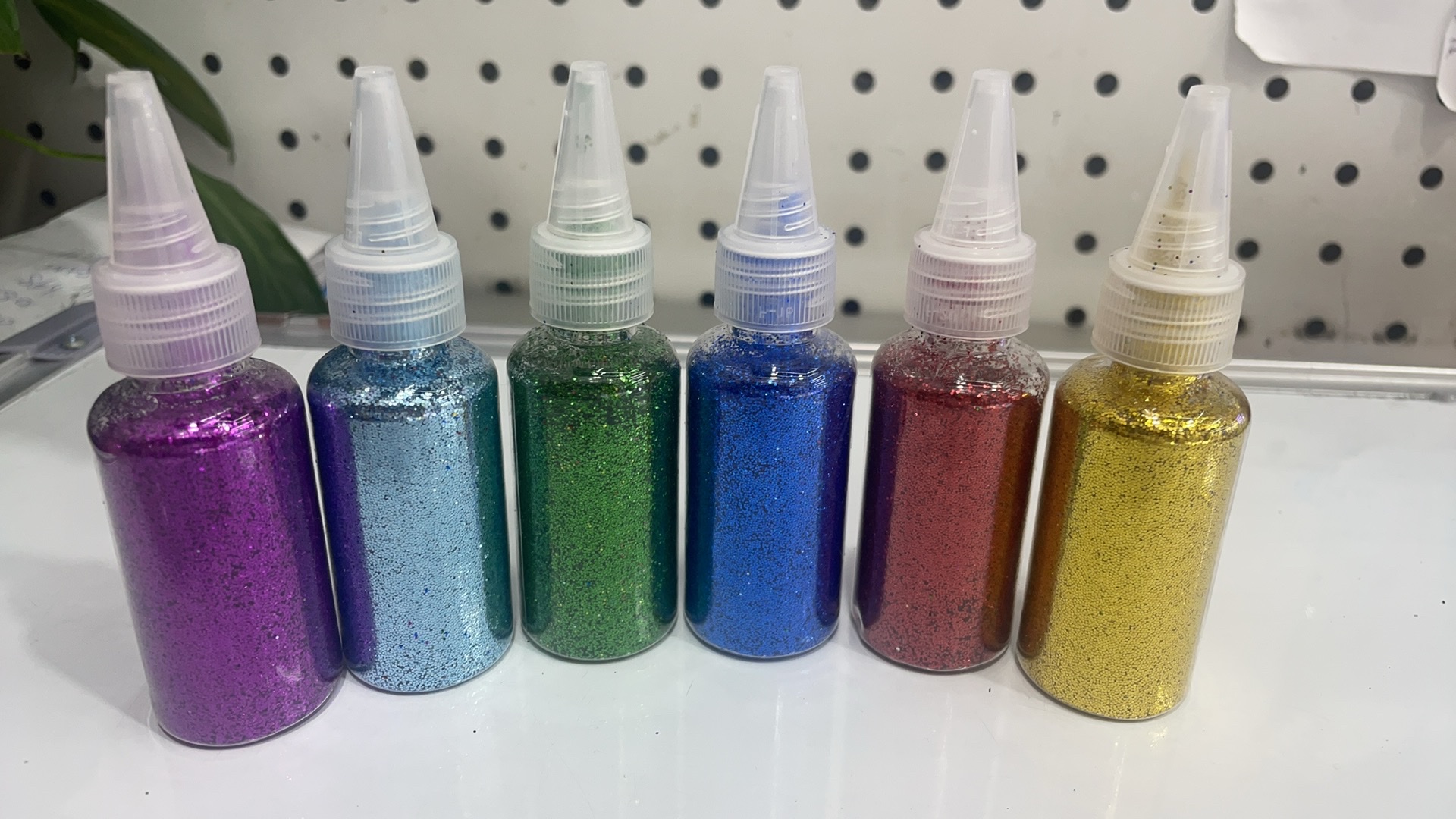 30毫升闪光粉，共有十多个色，可选色