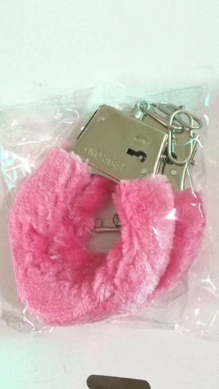 毛绒玩具手铐，情趣手铐孔明锁益智鲁班锁九连环遥控船玩具手工拼装儿童智力开发趣味拼图…………………….细节图