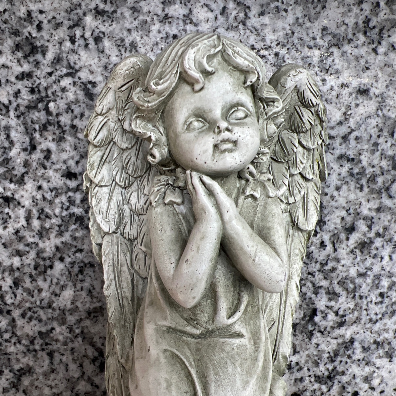 天使树脂系列产品，手工制作工艺品，各和颜色都不同哦，多种选择品类，可以定做各种规格产品