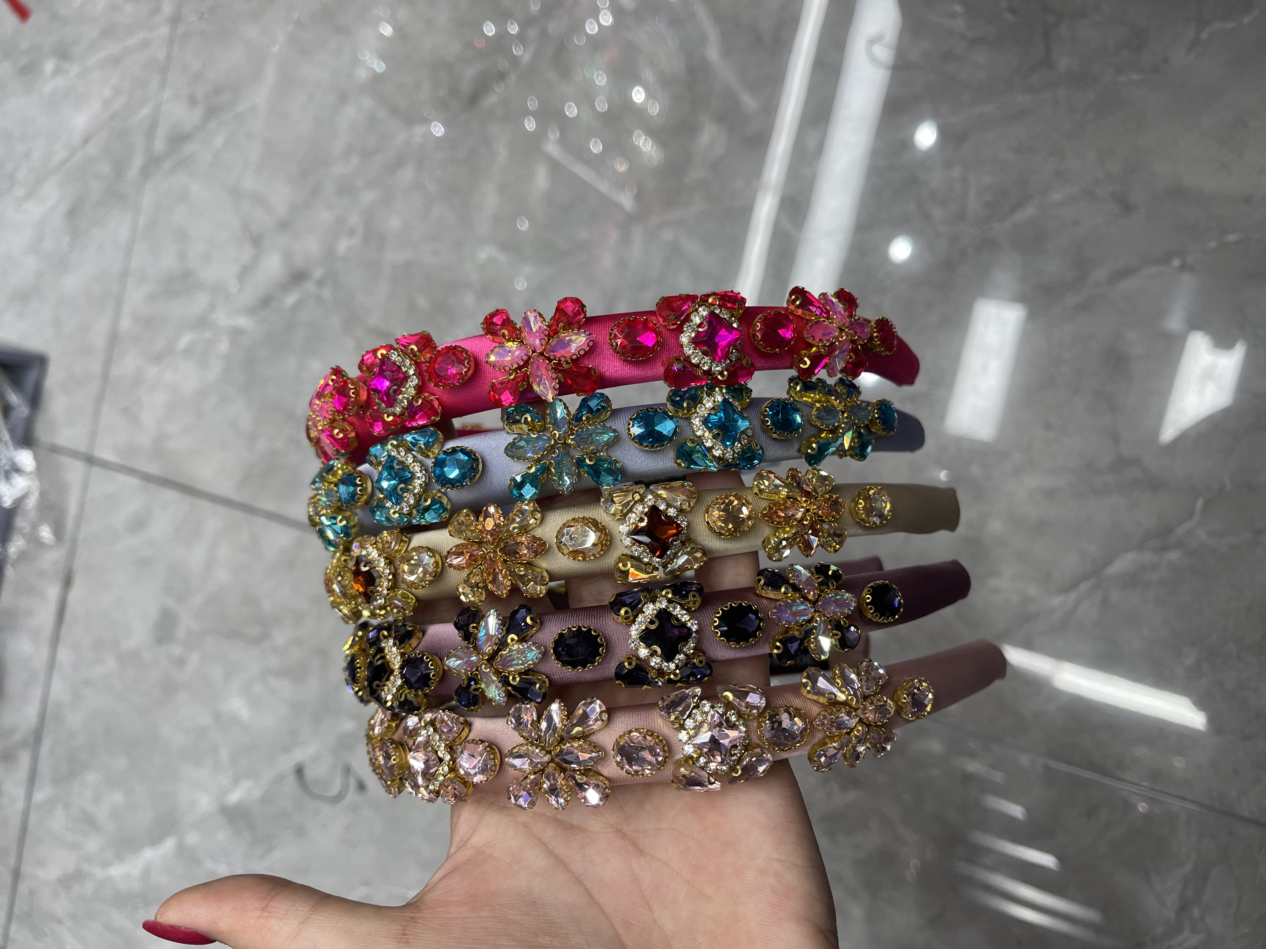 Glass fashionable headband and hair band for women, Korean-style headwear and hair band details Picture