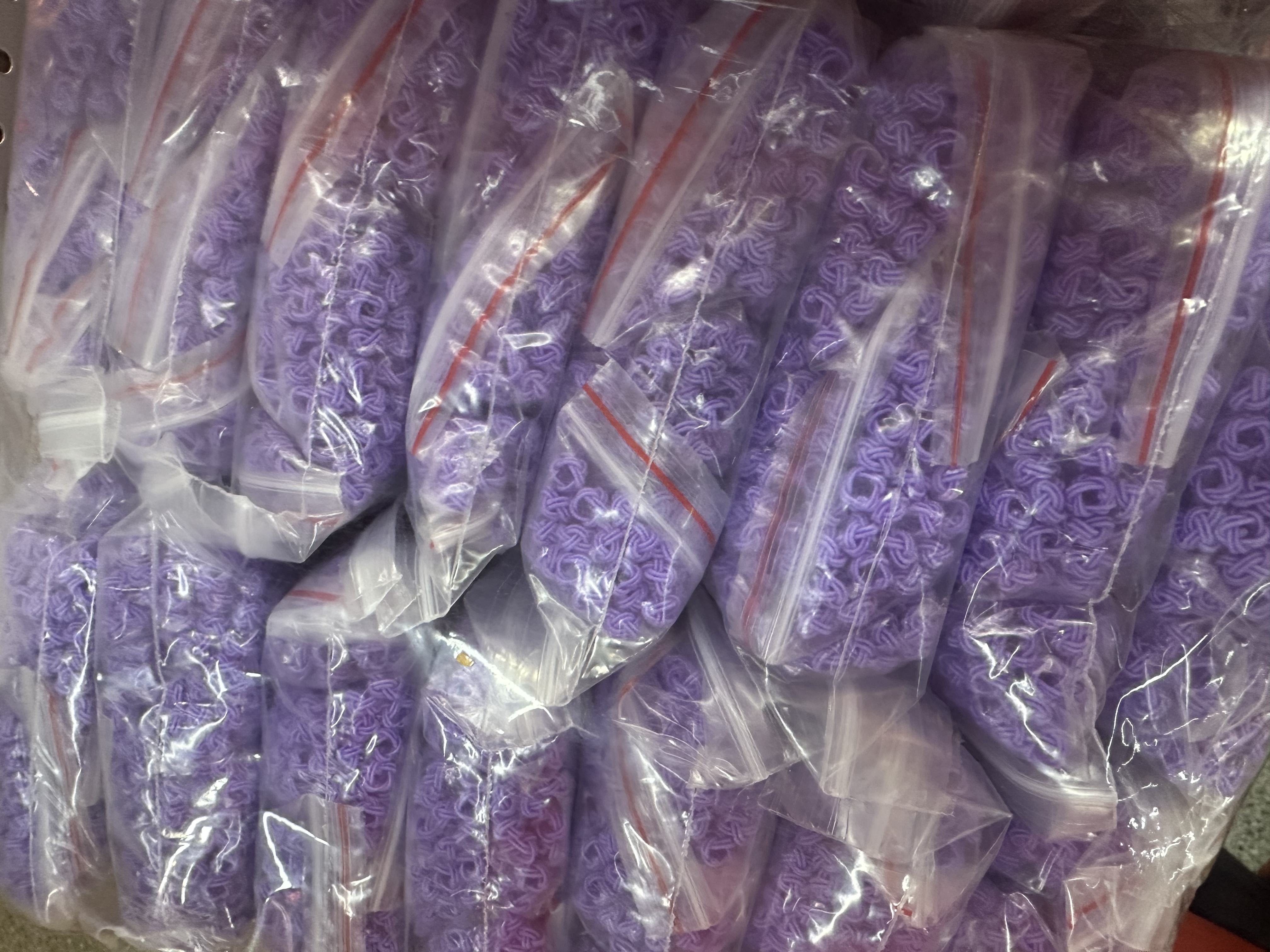 2025年新款绕线扣673红中紫，可编各种上档次的精美中国结配饰，车挂件包挂件，手链脚链项链腰链耳环戒指等，质量好价格实详情图3