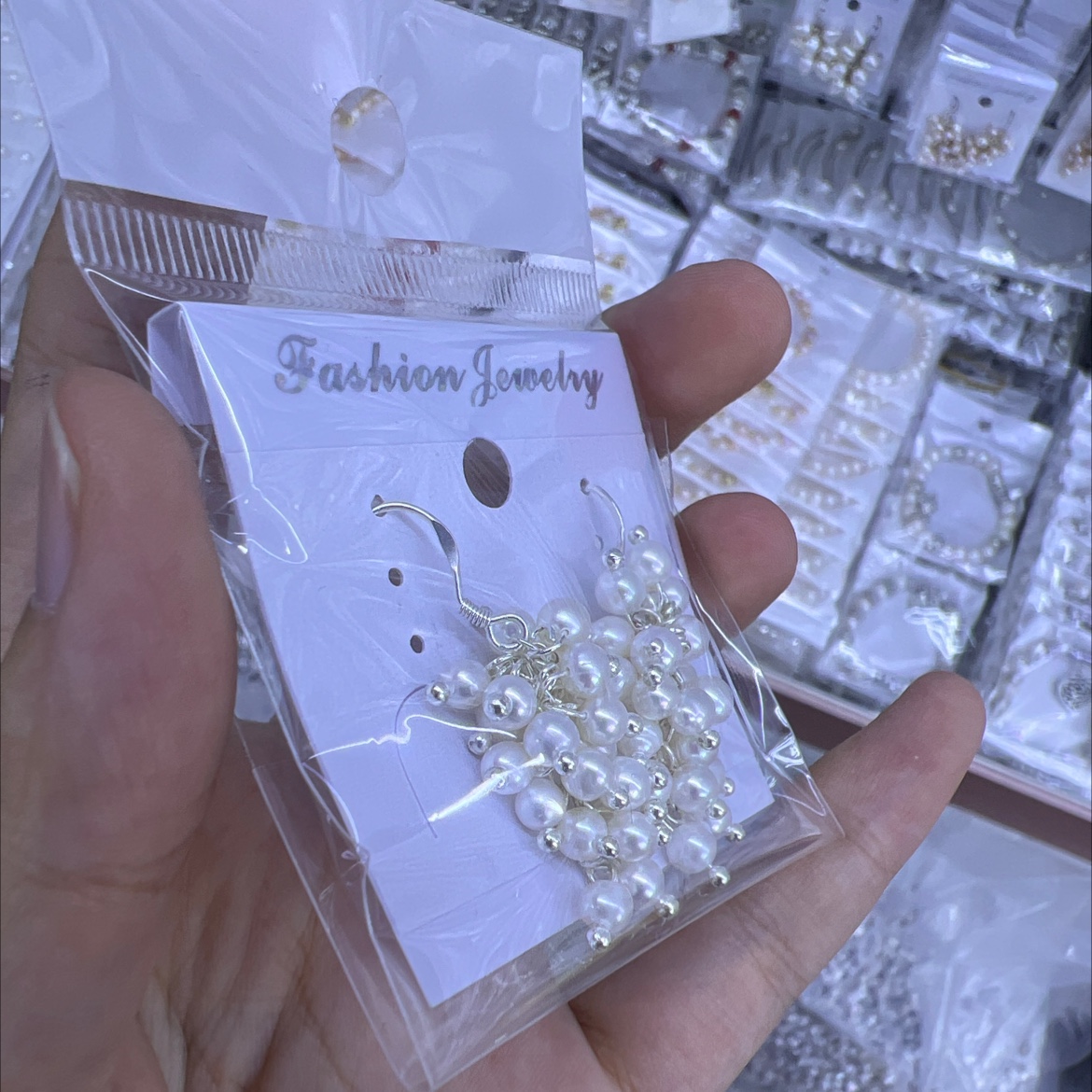 Pearl grape earrings, heavy craftsmanship, light luxury, exquisite handcrafted, gentle designer, 925 silver needle ear pendant for women details Picture