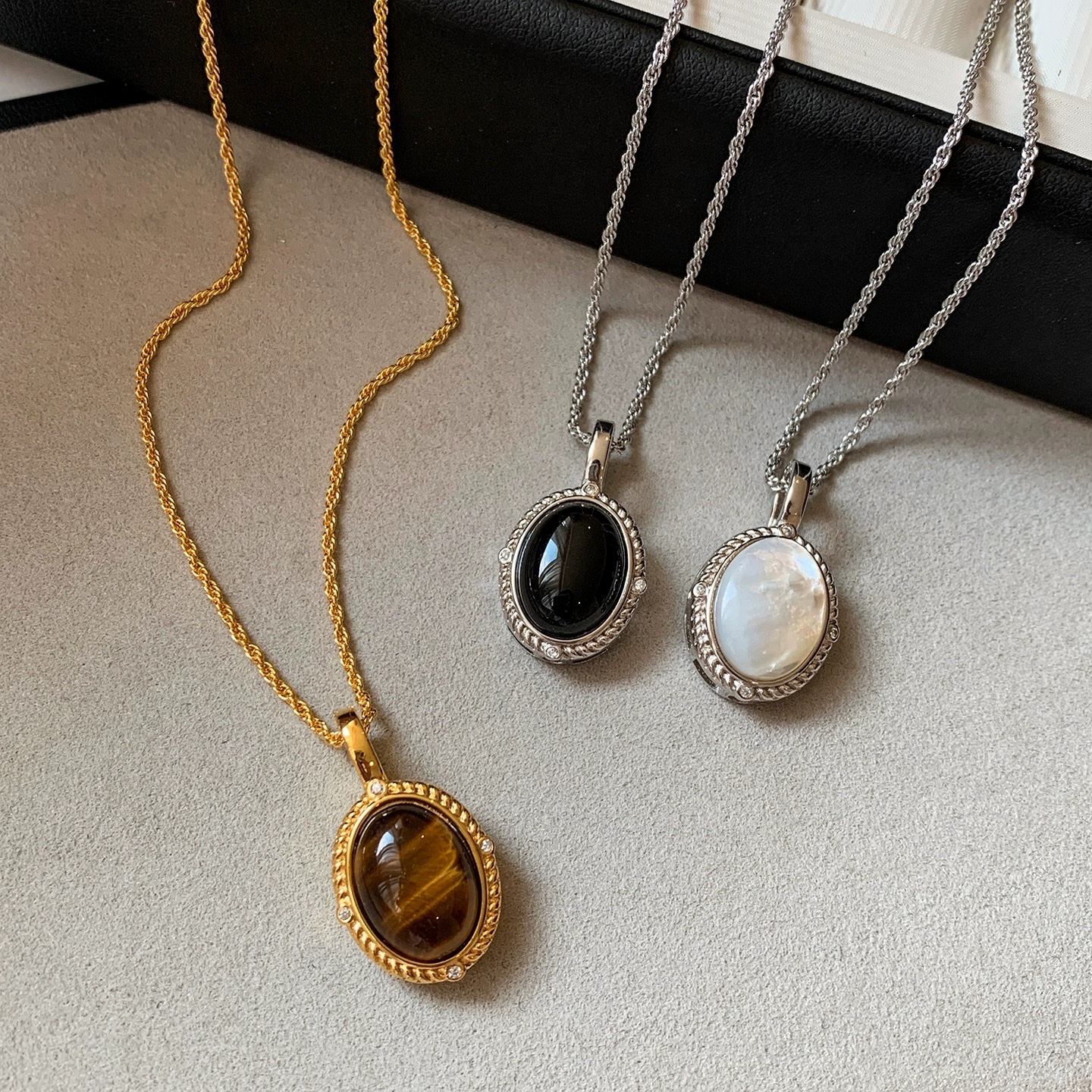 Natural tiger's eye stone Maillard's beaded necklace women's accessories 2025 new style high-end collarbone chain sweater chain Item Picture