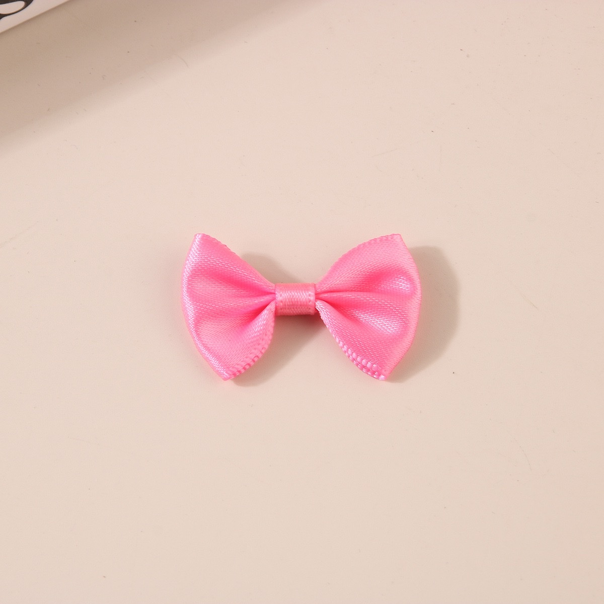 Polyester ribbon bow, clothing accessories, socks, accessories, luggage accessories Item Picture