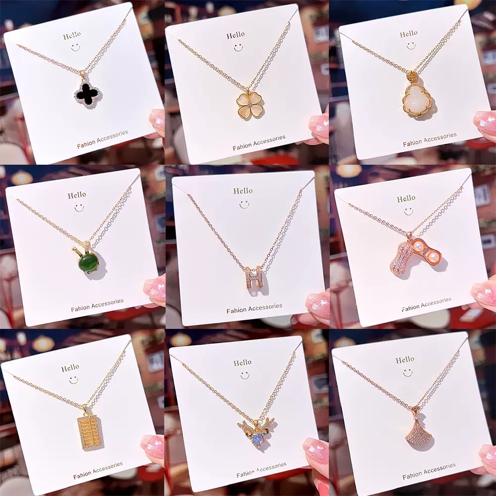 Korean style, light luxury, full diamond titanium steel necklace, women's fashion, versatile, internet-famous collarbone chain, flower pendant, high-end jewelry