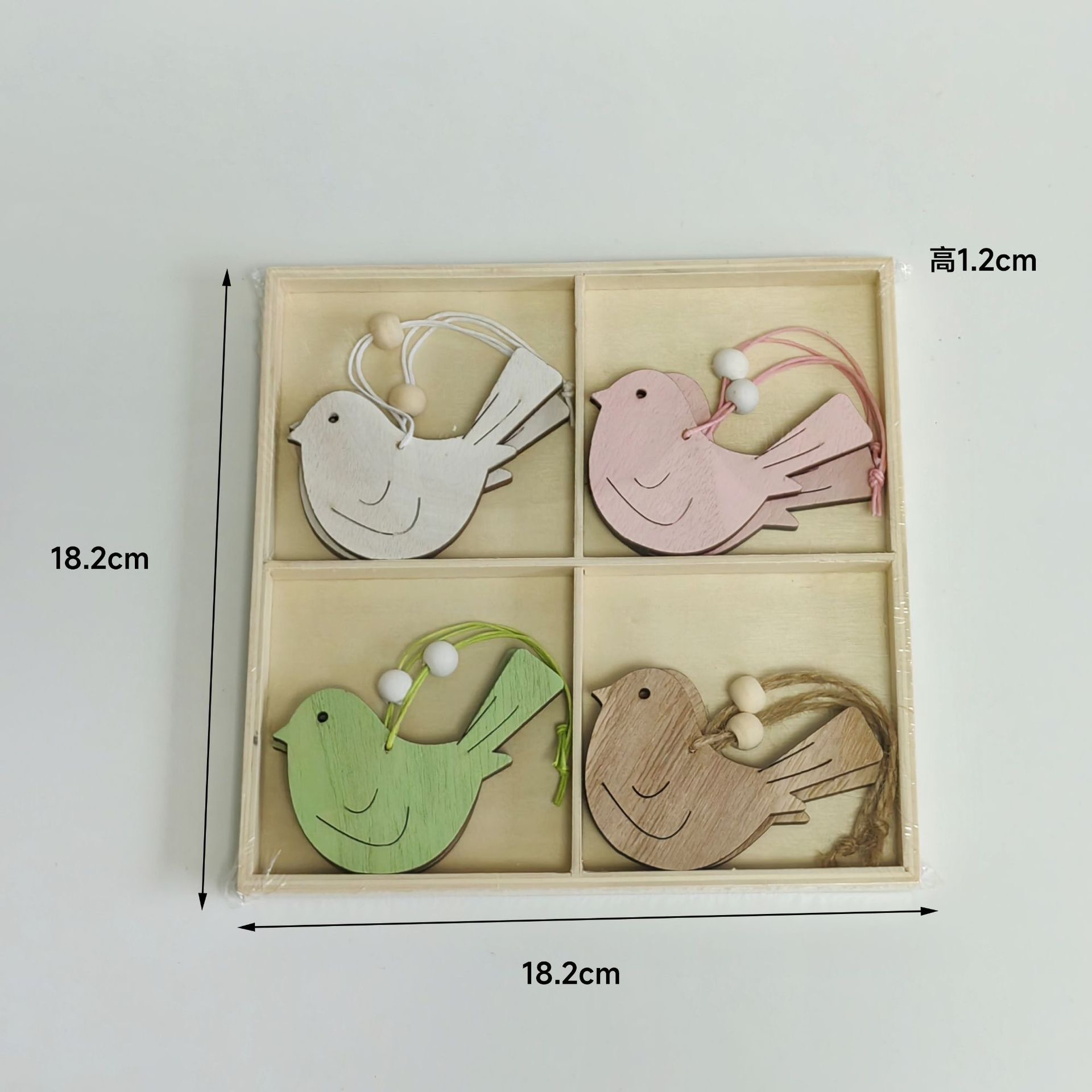 Creative wooden craft pendants, Easter party decorations, small animal trays, box-packed ornaments, cross-border Item Picture