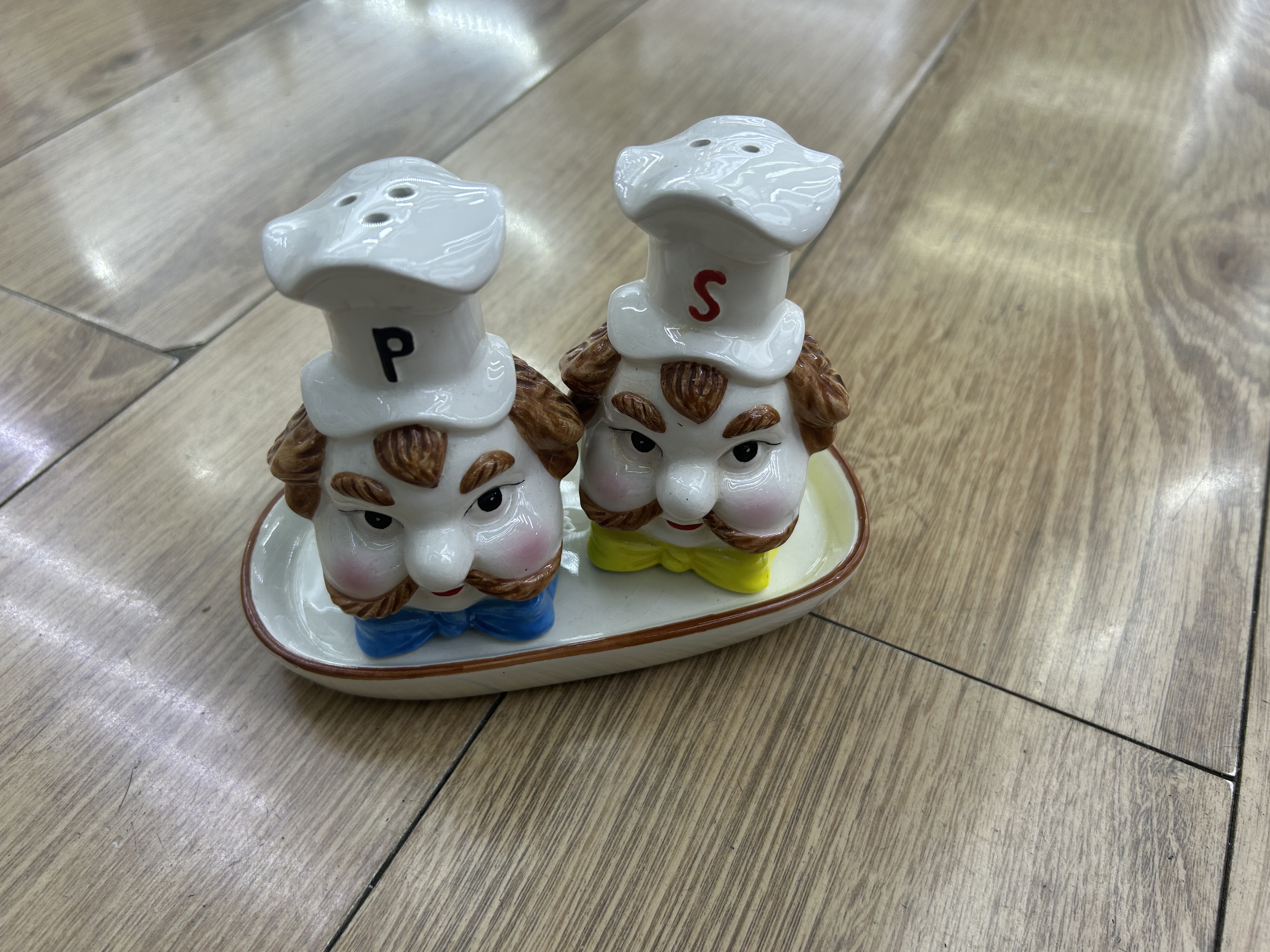 轻奢陶瓷调味罐调味盒厨房用品调味瓶盐罐创意辣椒调料罐套装批发 