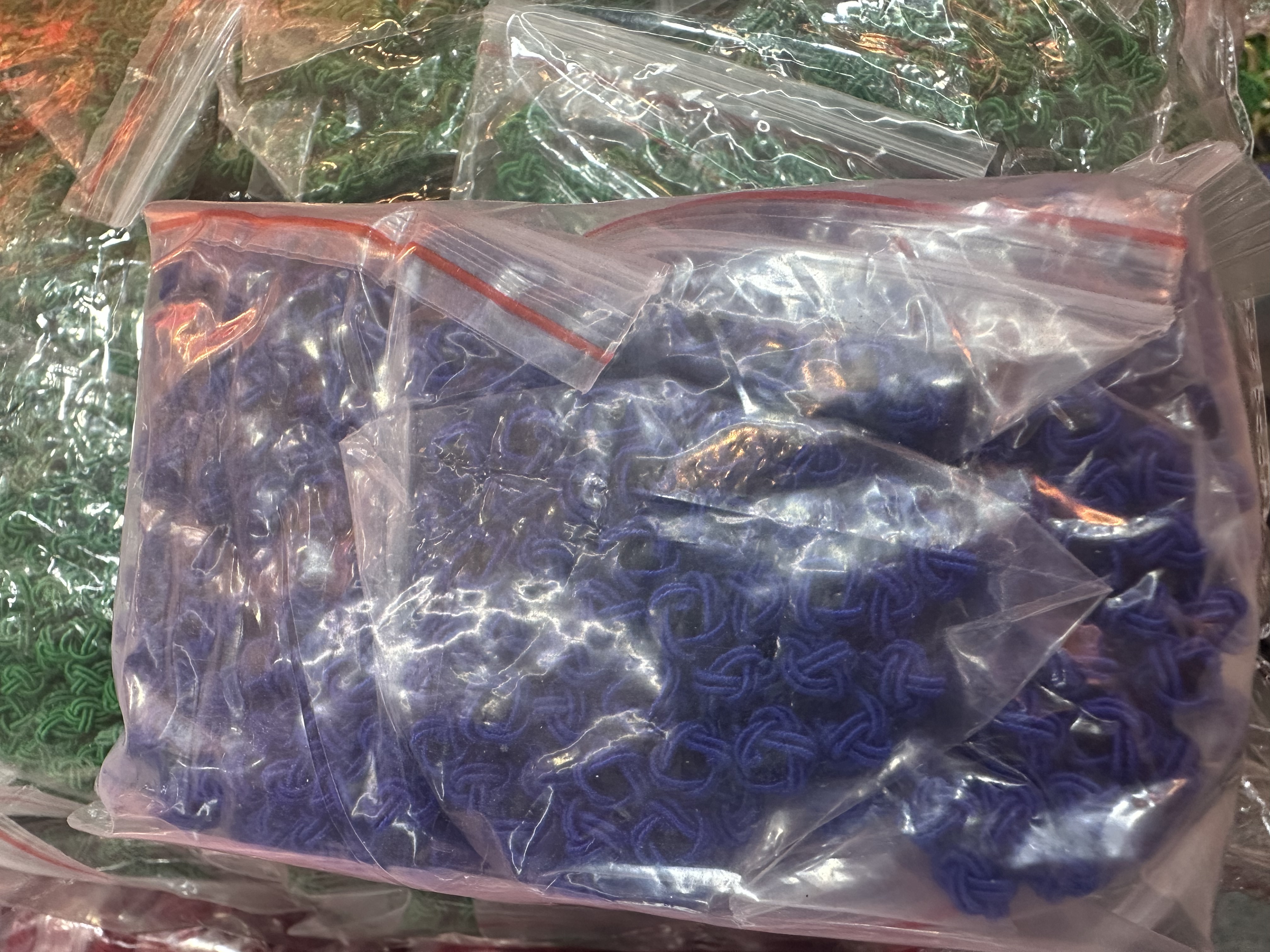 2025年新款绕线扣368宝兰色，可编各种上档次的精美中国结配饰，车挂件包挂件，手链脚链项链腰链耳环戒指等，质量好价格实