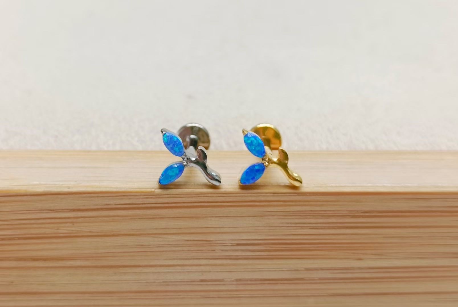 G23钛合金澳宝锆石唇钉耳钉16G内螺纹高抛光耳饰