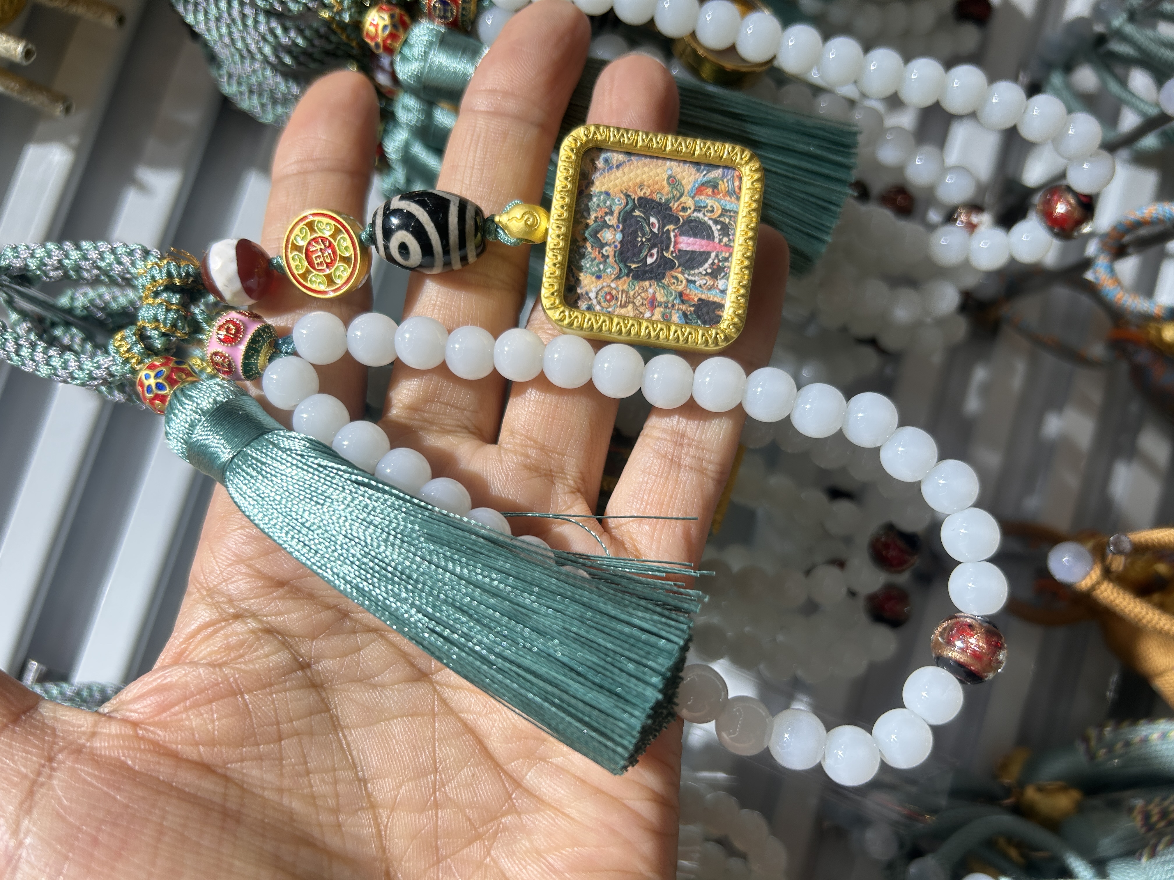 金属工艺品实物图